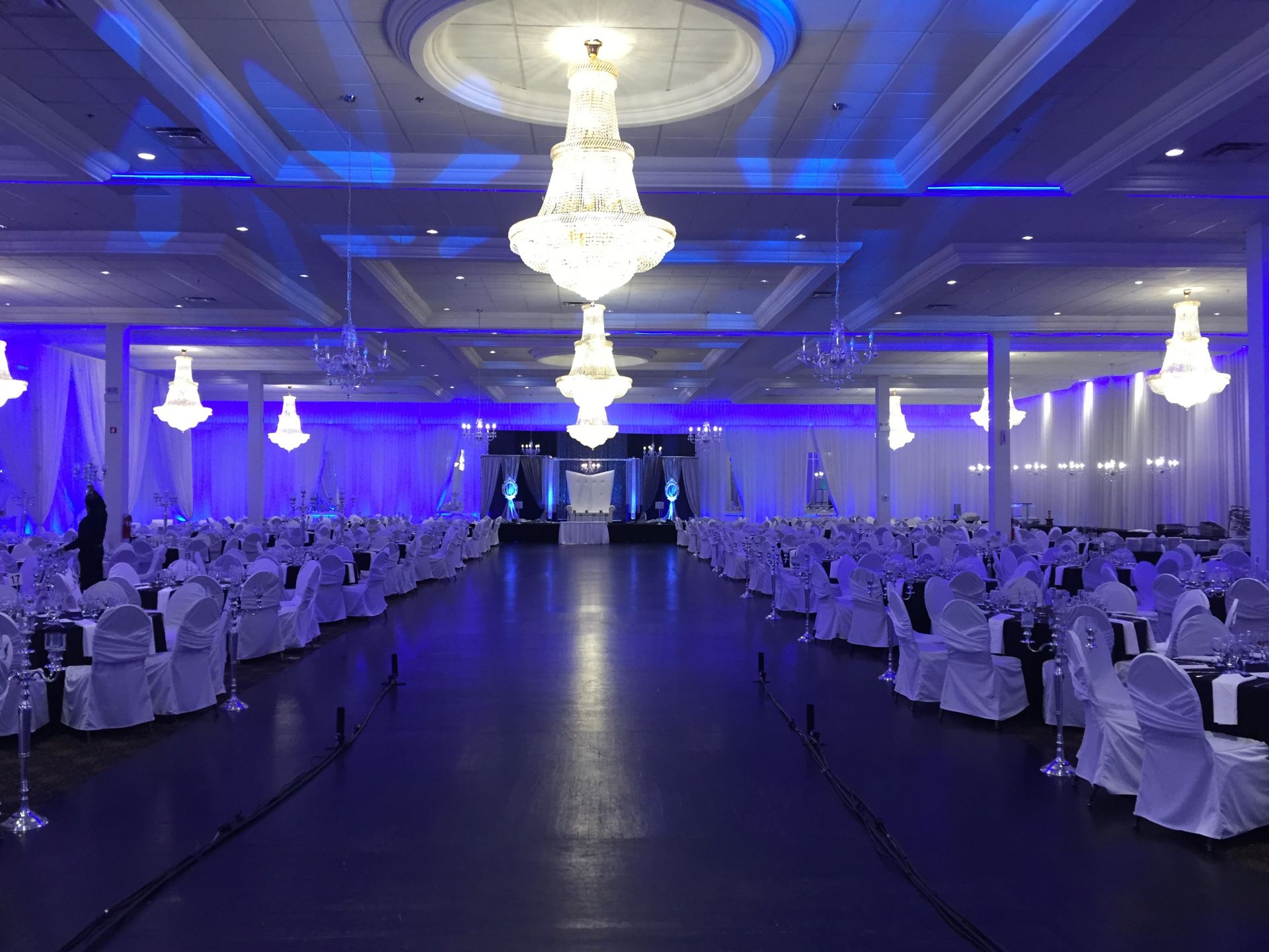 Salle de Congres Embassy Plaza – photo 4, Laval