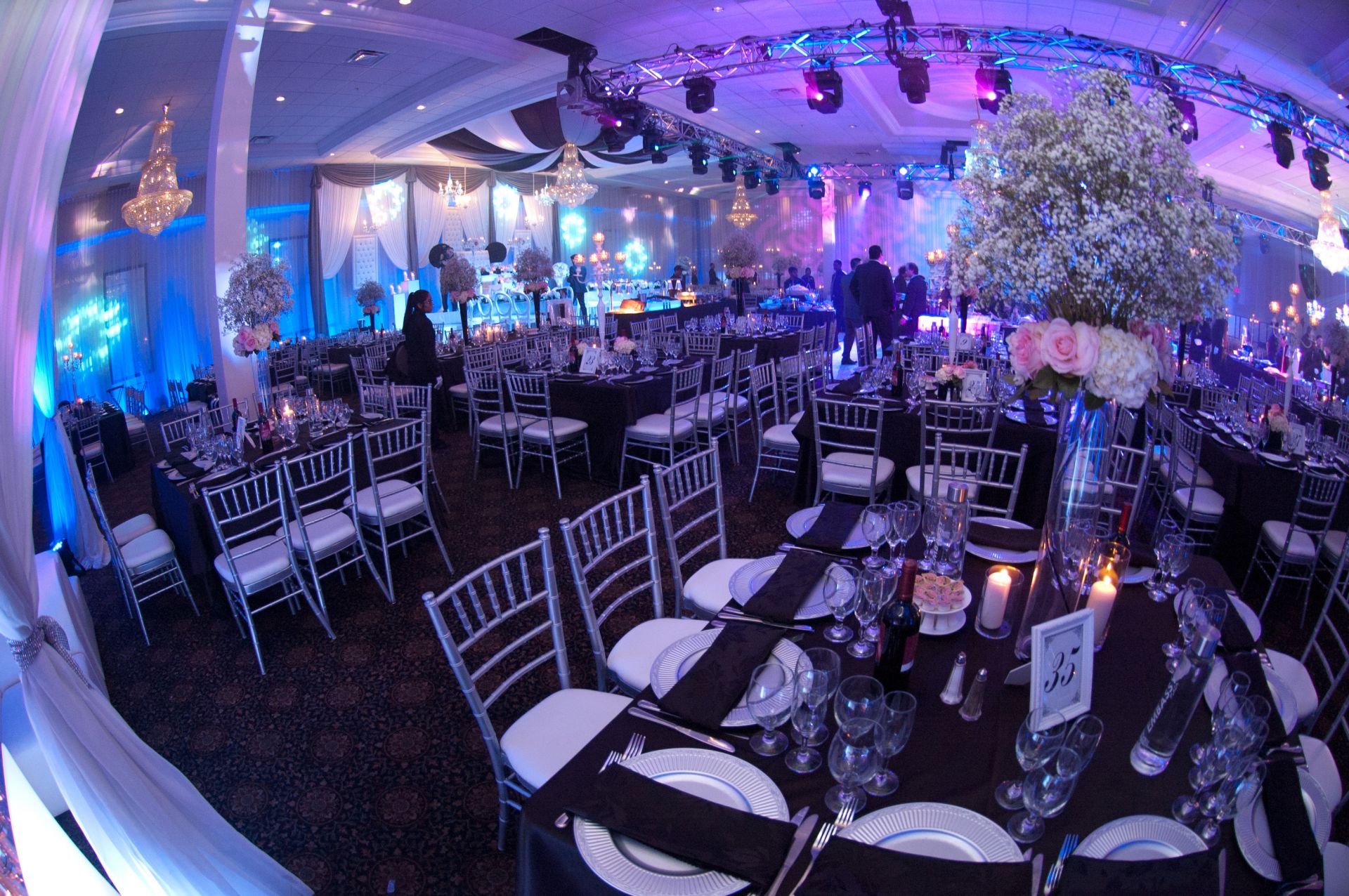 Salle de Congres Embassy Plaza – photo 10, Laval