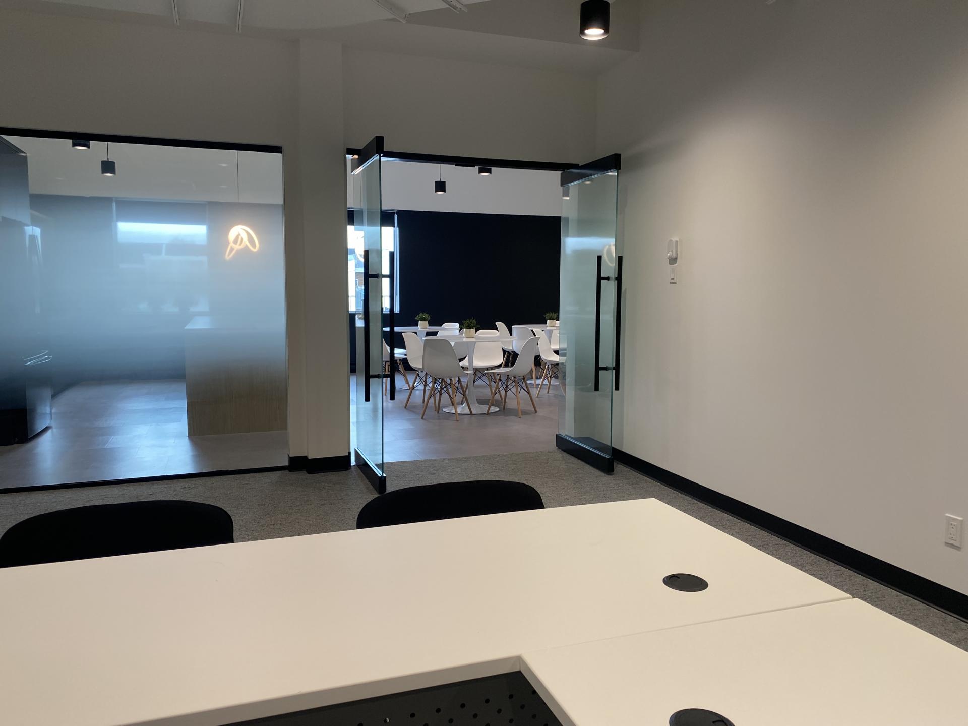 Le Hub 288 – photo 3, Laval