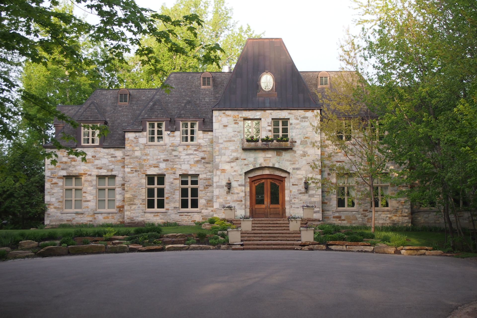 CHATEAU TAILLEFER LAFON – Laval – seminar venue, main view