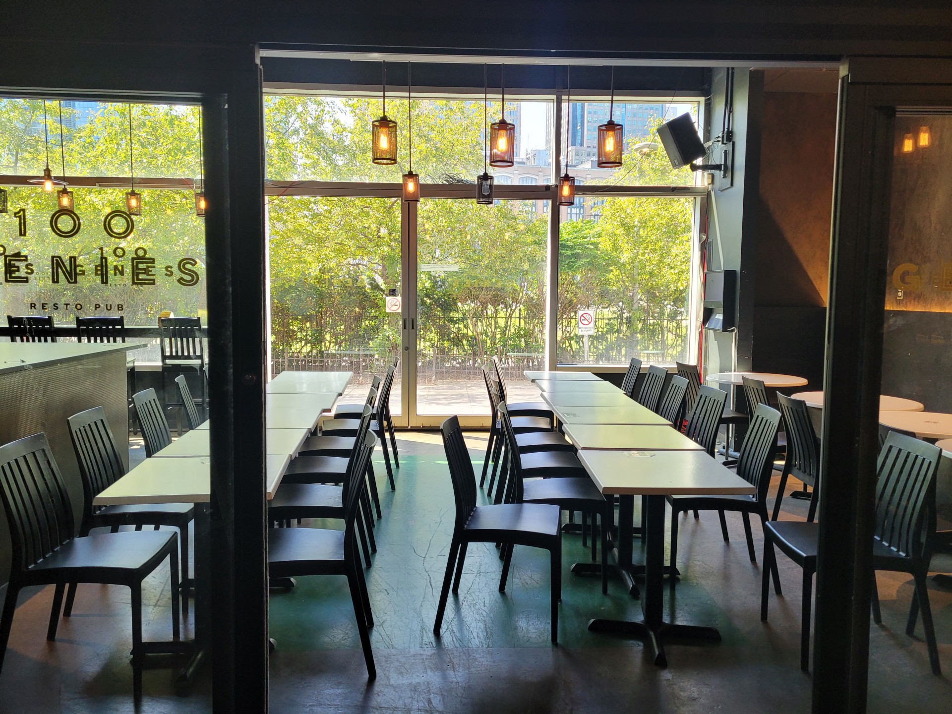 RESTO-PUB 100 GÉNIES – photo 5, Montréal