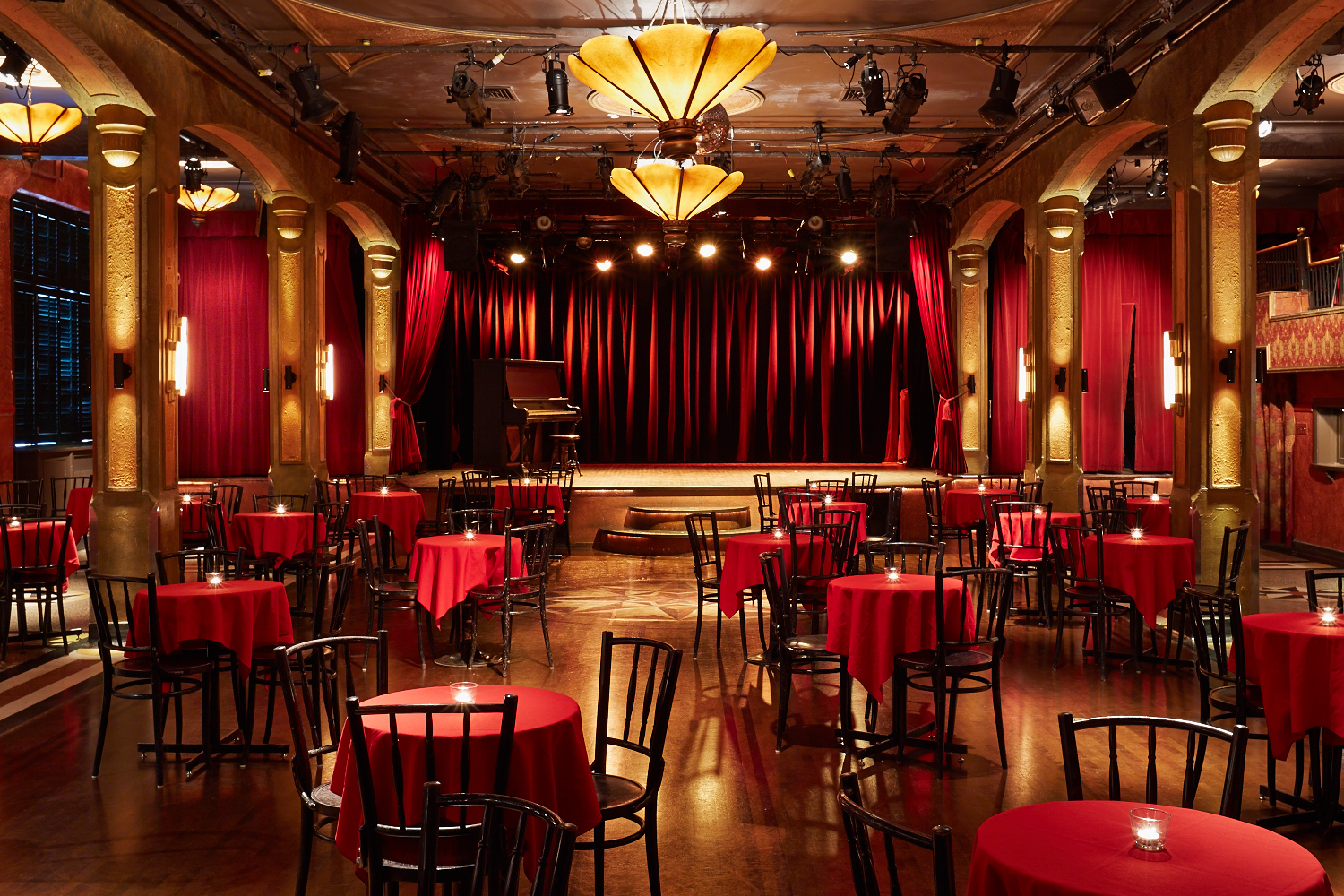 Cabaret Lion d'Or – photo 2, Montréal