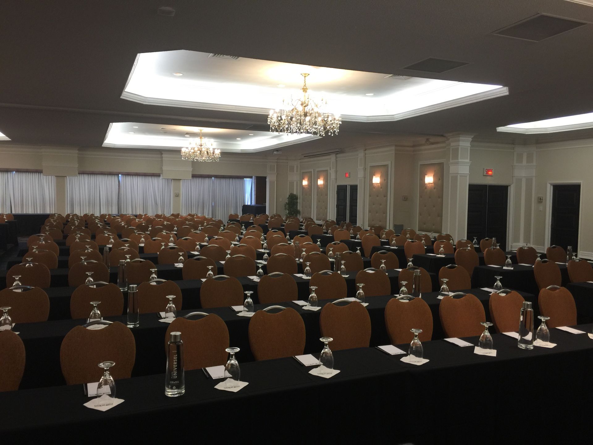 SALLE DE RECEPTION PLAZA UNIVERSEL – photo 4, Montréal