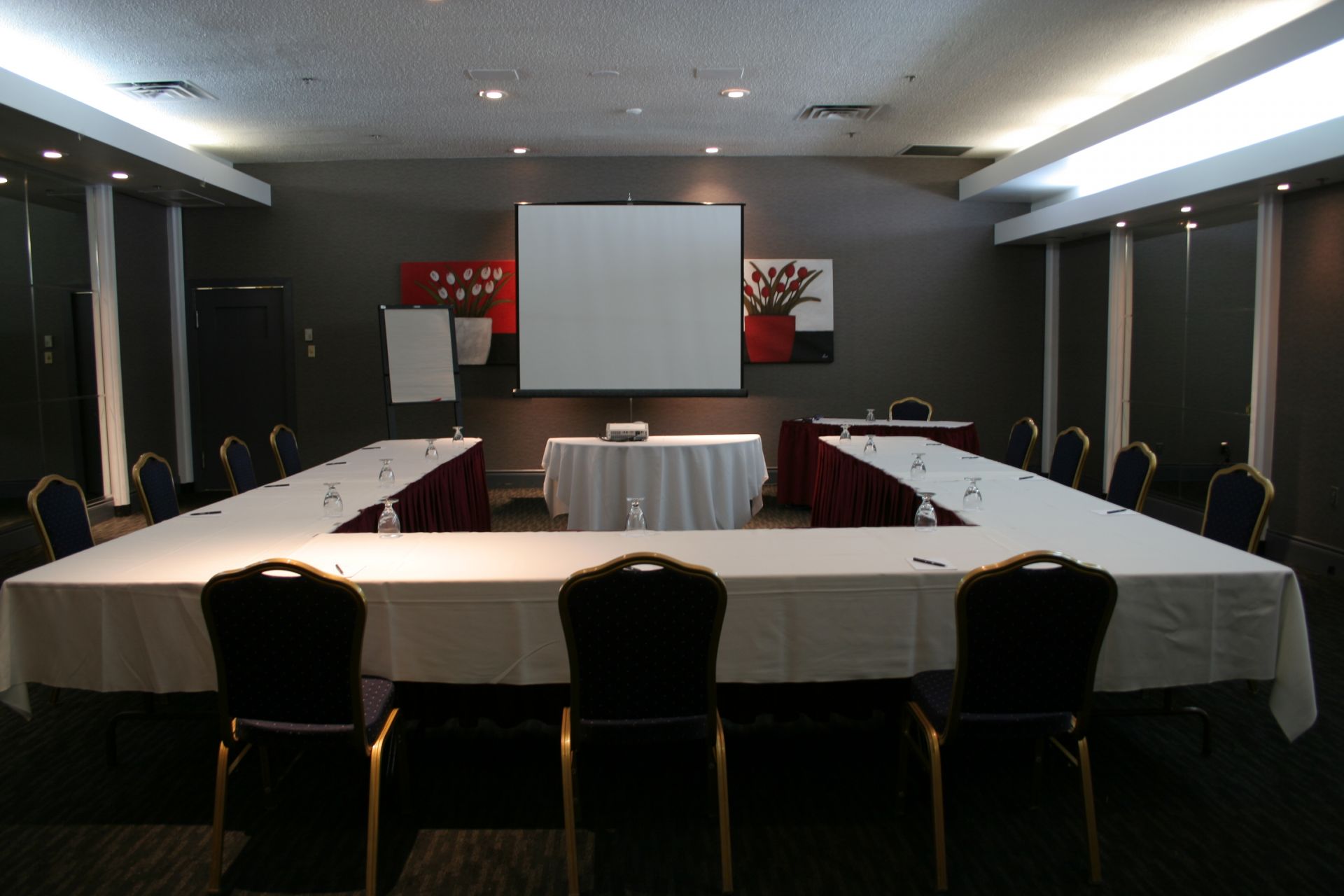 PLAZA VOLARE – photo 3, Montréal, Saint-Laurent