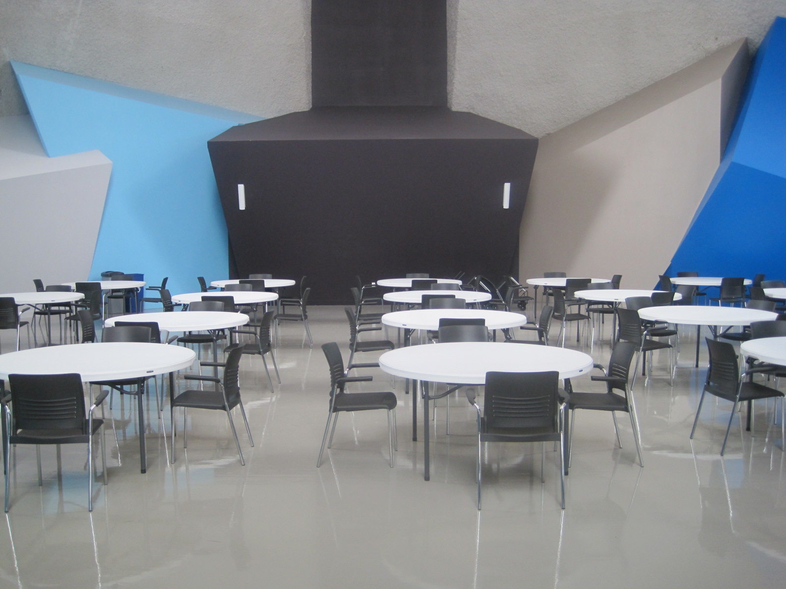 Corporation Mainbourg – photo 2, Montréal, Pointe-aux-Trembles