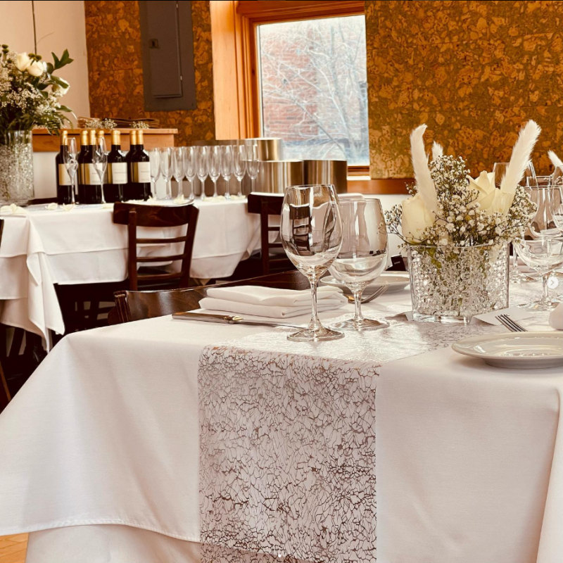 Seminar venue Les Oiseaux - Salle Privée in Montreal, Le Plateau-Mont-Royal for corporate events