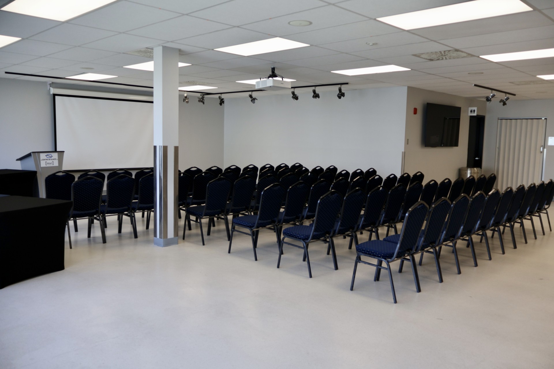 Corporation de gestion du Centre de glaces de Québec – photo 2, Québec