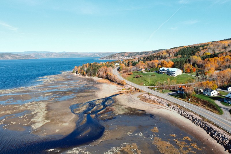 Seminar venue Salle des falaises in La-Baie for corporate events