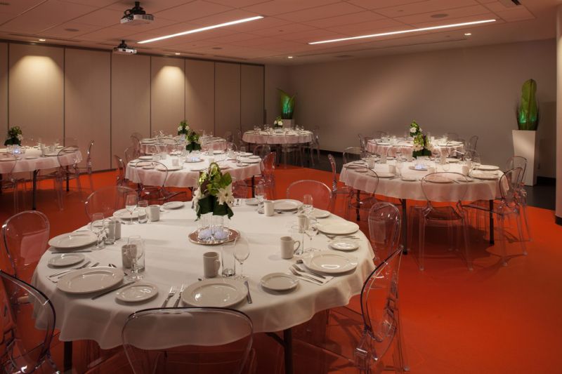 Seminar venue Salon 2 in Quebec for corporate events