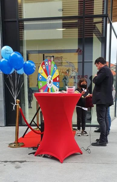 Lieu événementiel animation en centre commercial Laval vue intérieure Centropolis · INNOV'events