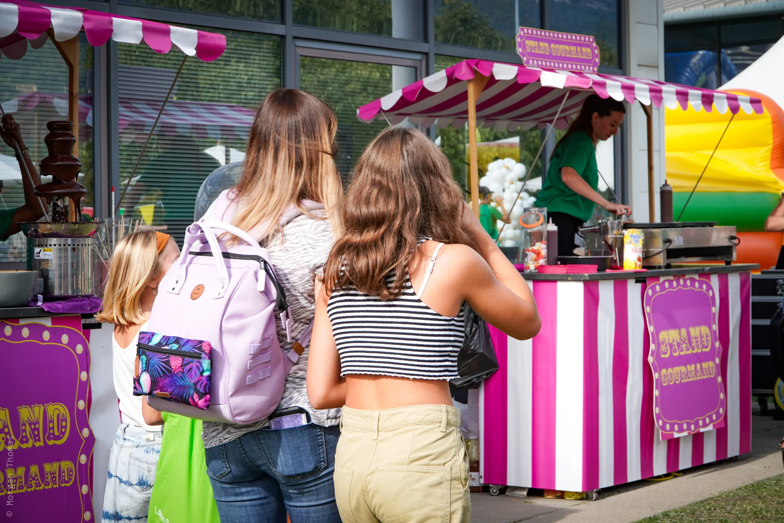 Fête foraine Laval esplanade Centropolis animations corporatives en extérieur · INNOV'events