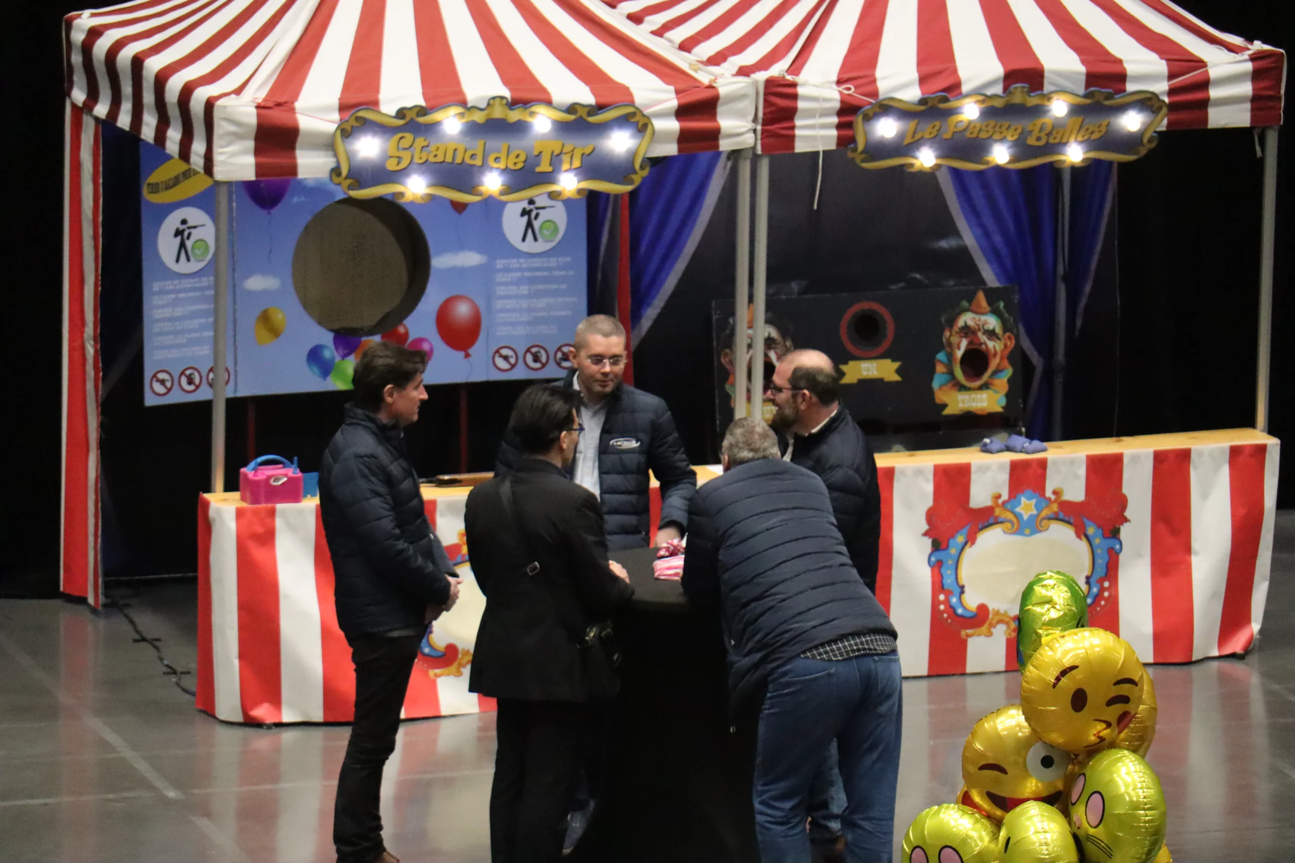 Animation marquage lumineux kiosque animation de kiosque Laval en soirée · INNOV'events