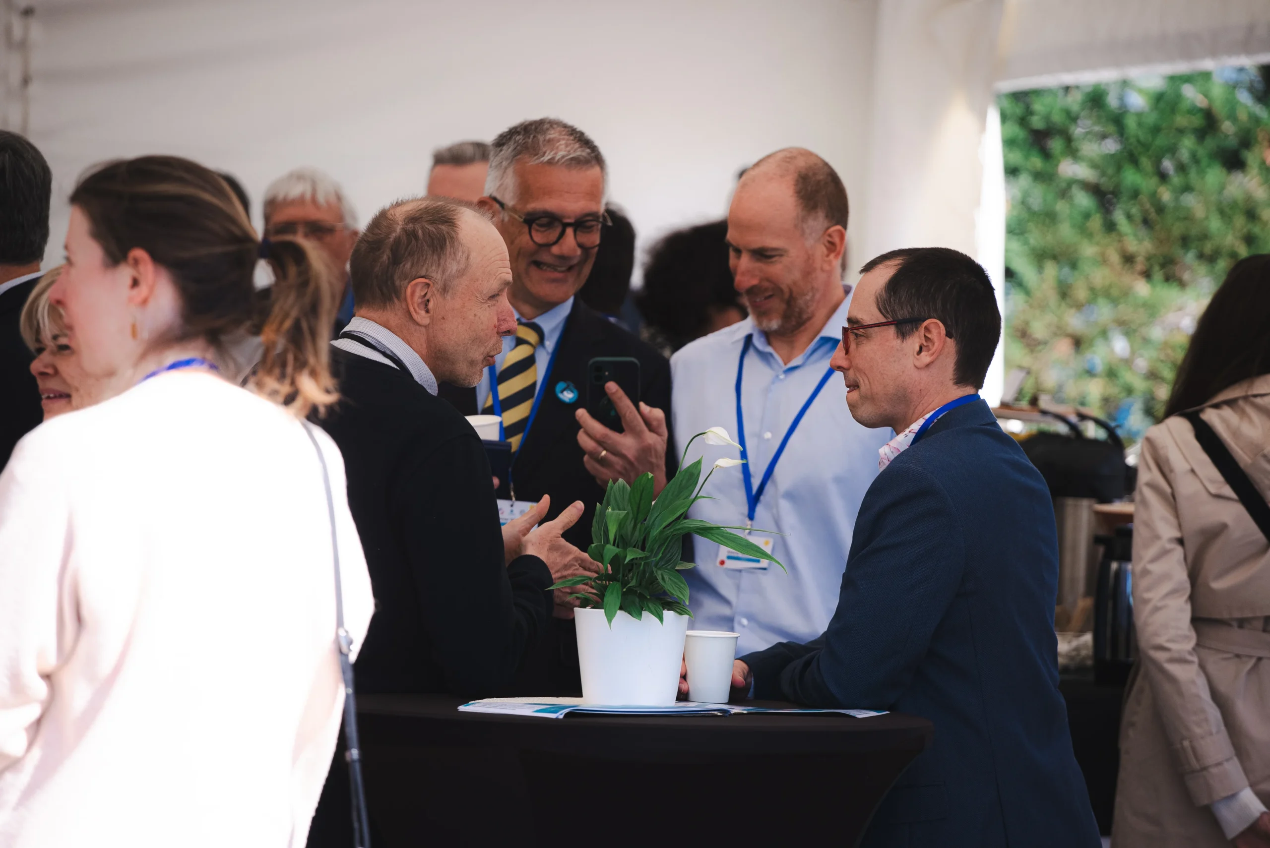 Fête de départ entreprise Québec salle de réception avec décoration lumineuse Vieux-Québec · INNOV'events