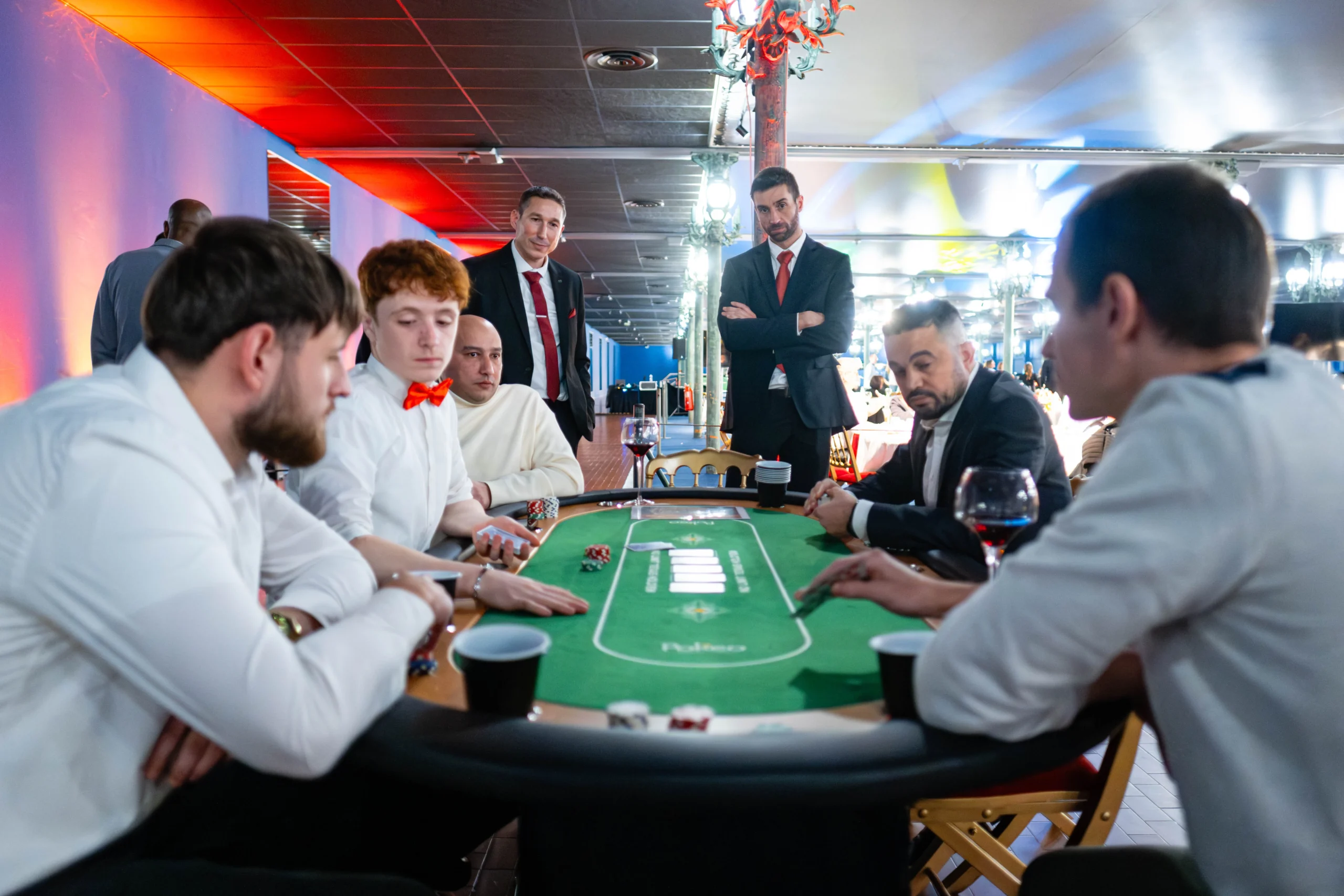 Soirée casino entreprise Laval remise de jetons accueil cocktail soirée · INNOV'events
