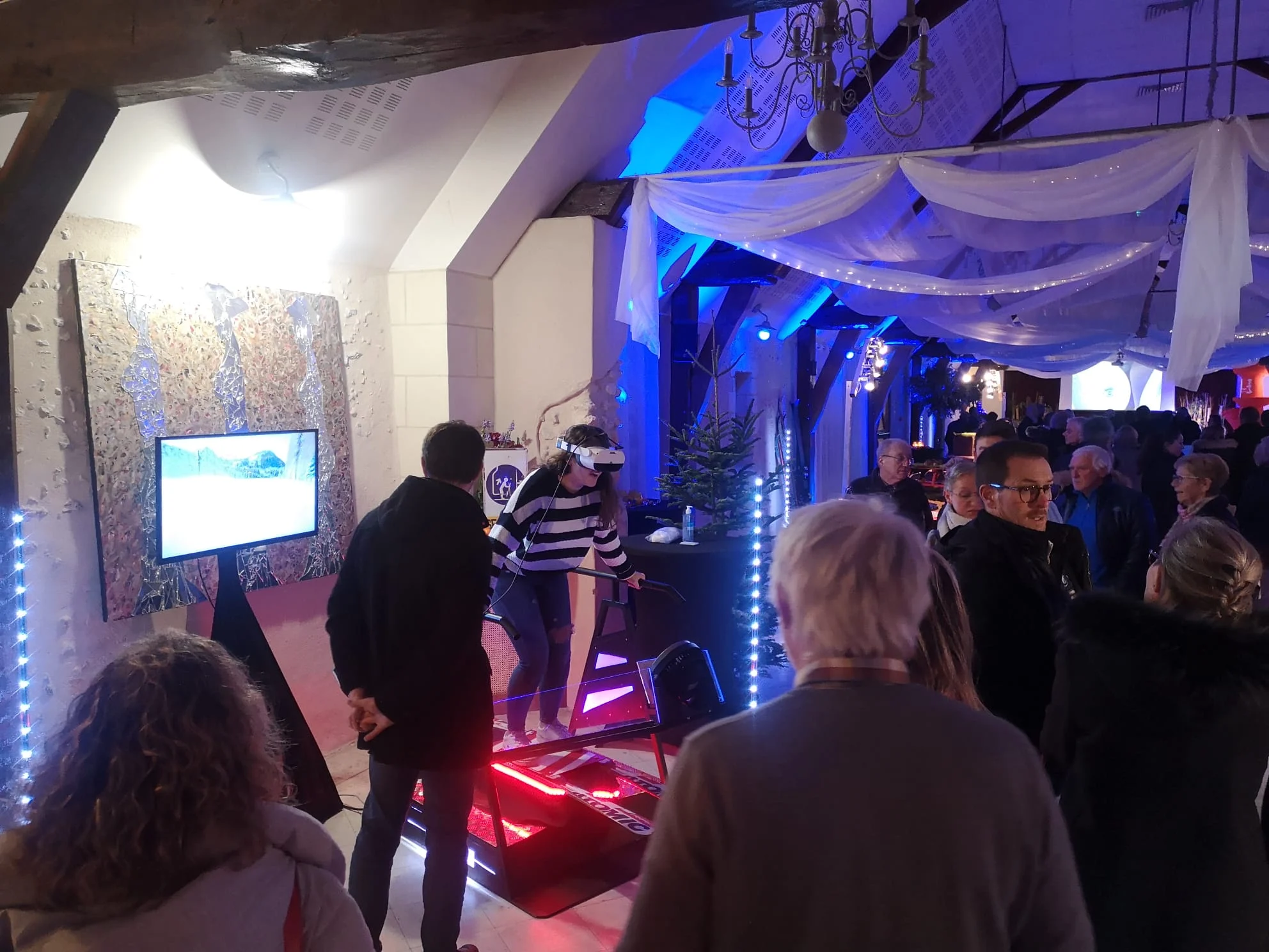 Animation soirée simulateur de ski Montréal cocktail corporatif Vieux-Montréal · INNOV'events