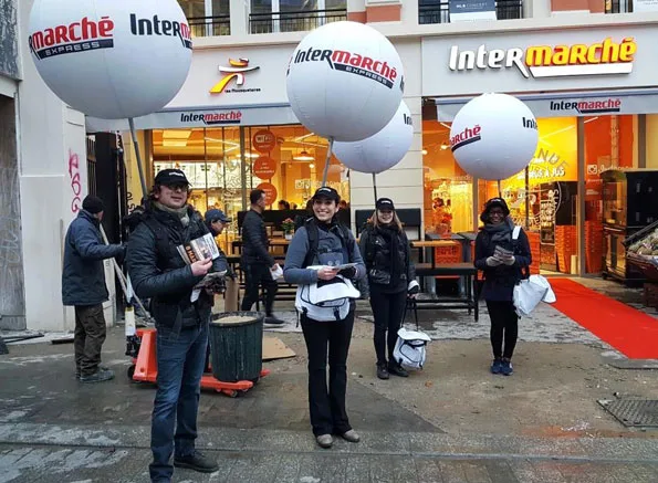 Field brand activation Laval animated kiosk Place Bell engaged crowd daytime · INNOV'events