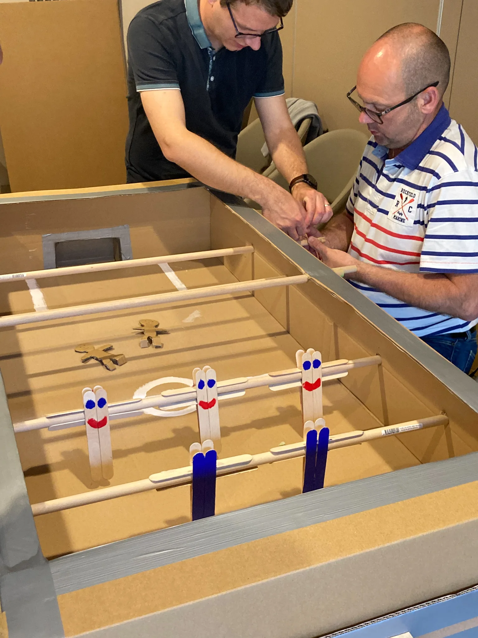 Event venue foosball build Laval with view of the Rivière des Mille Îles · INNOV'events