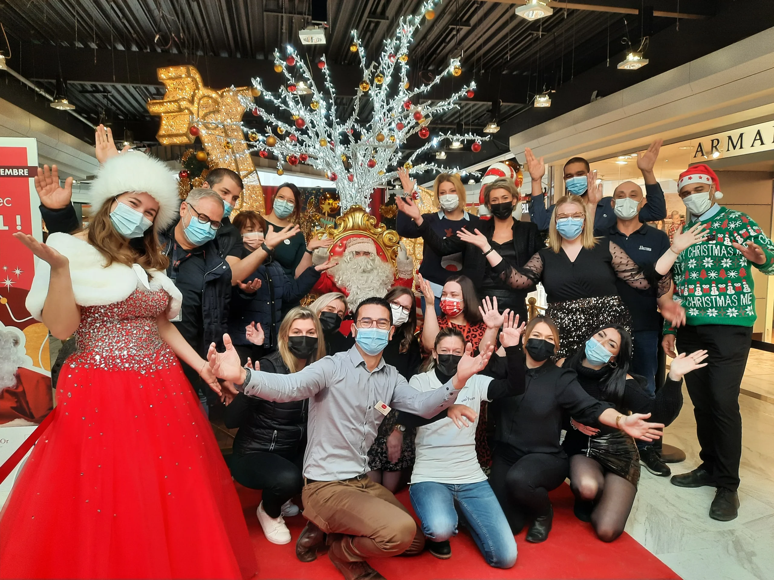 Animation photo Père Noël corporatif Trois-Rivières photobooth festif · INNOV'events