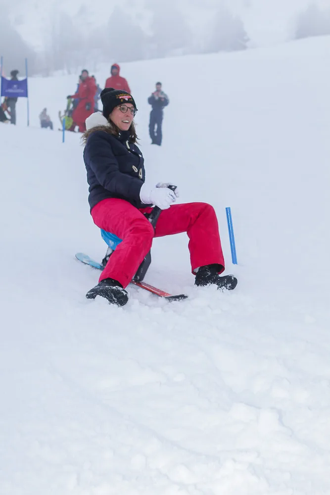 Groupe d'employés sur simulateur de ski Montréal soirée Vieux-Montréal · INNOV'events