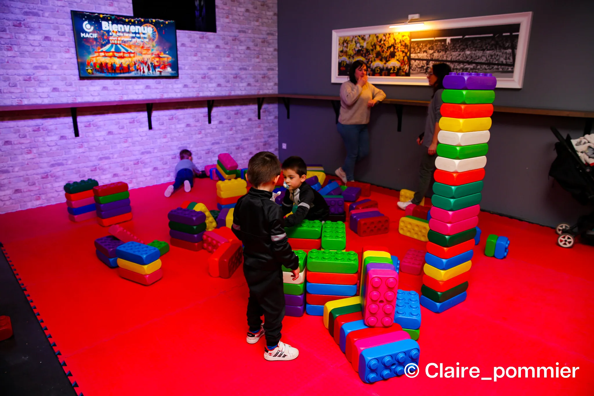Children's entertainment Laval families in activity Centre de la nature lawn · INNOV'events