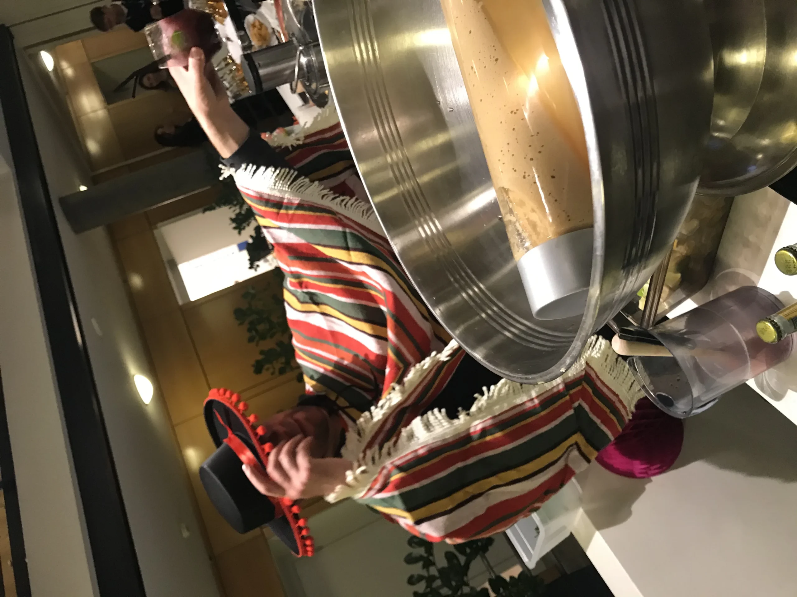 Corporate tasting activity in Laval North Shore, Rivière des Mille Îles, autumn · INNOV'events