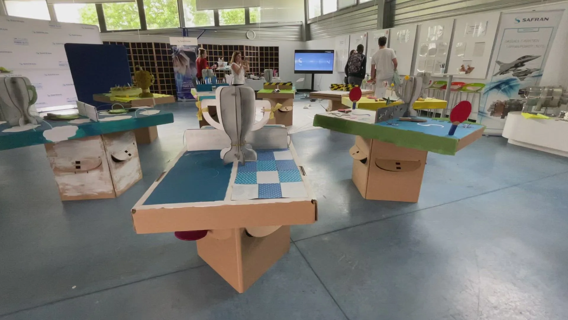 journée portes ouvertes Montréal kiosques produits démonstration équipes · INNOV'events
