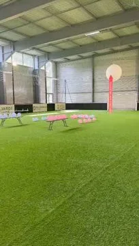 Défi simulateur de soccer Mauricie employés en tournoi salle événementielle · INNOV'events