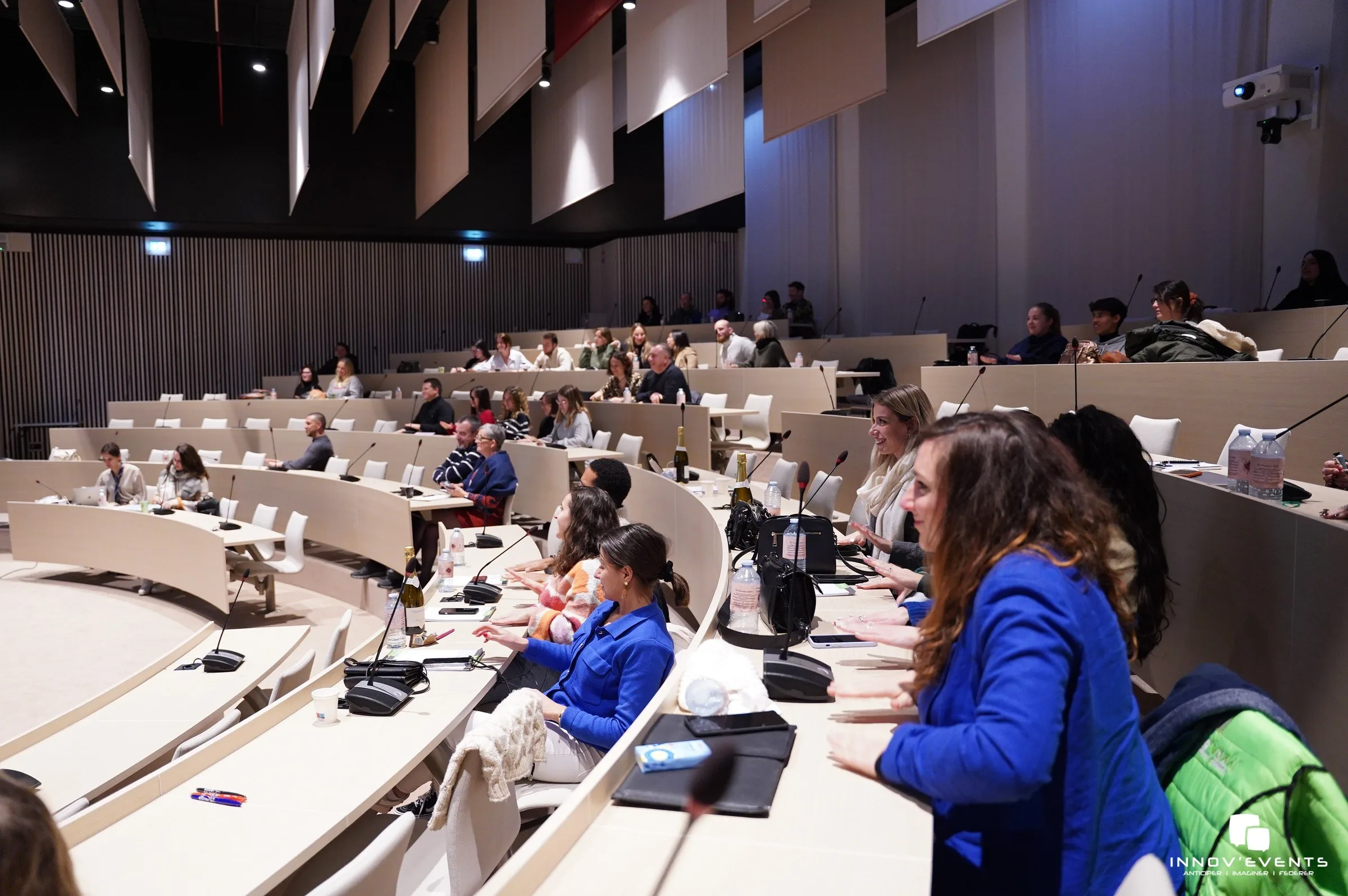 Interprétation simultanée interprète traducteur Trois-Rivières · INNOV'events