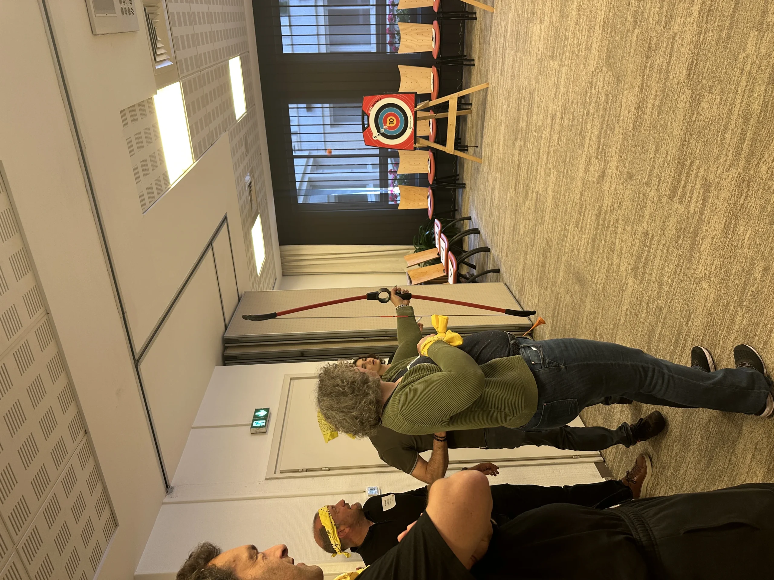 Corporate archery activity Trois-Rivieres trophy ceremony for teams · INNOV'events