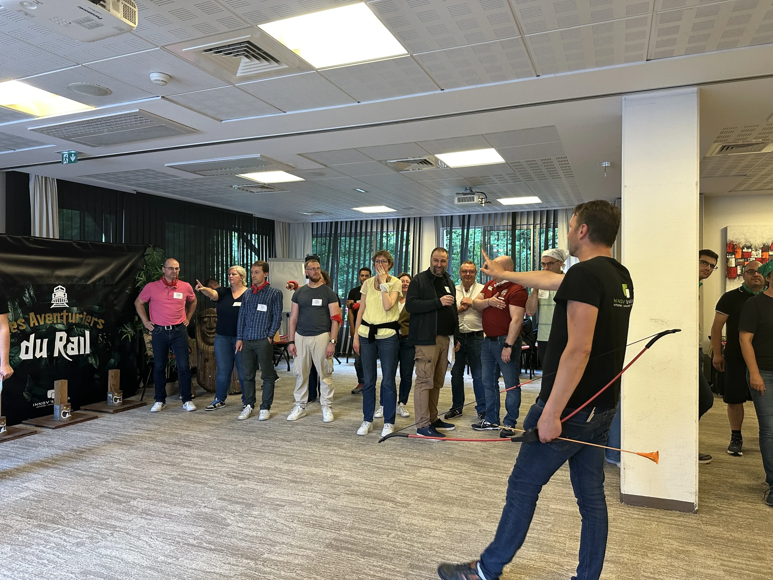 Corporate archery facilitation Laval targets aligned green spaces Île Jésus · INNOV'events event planning