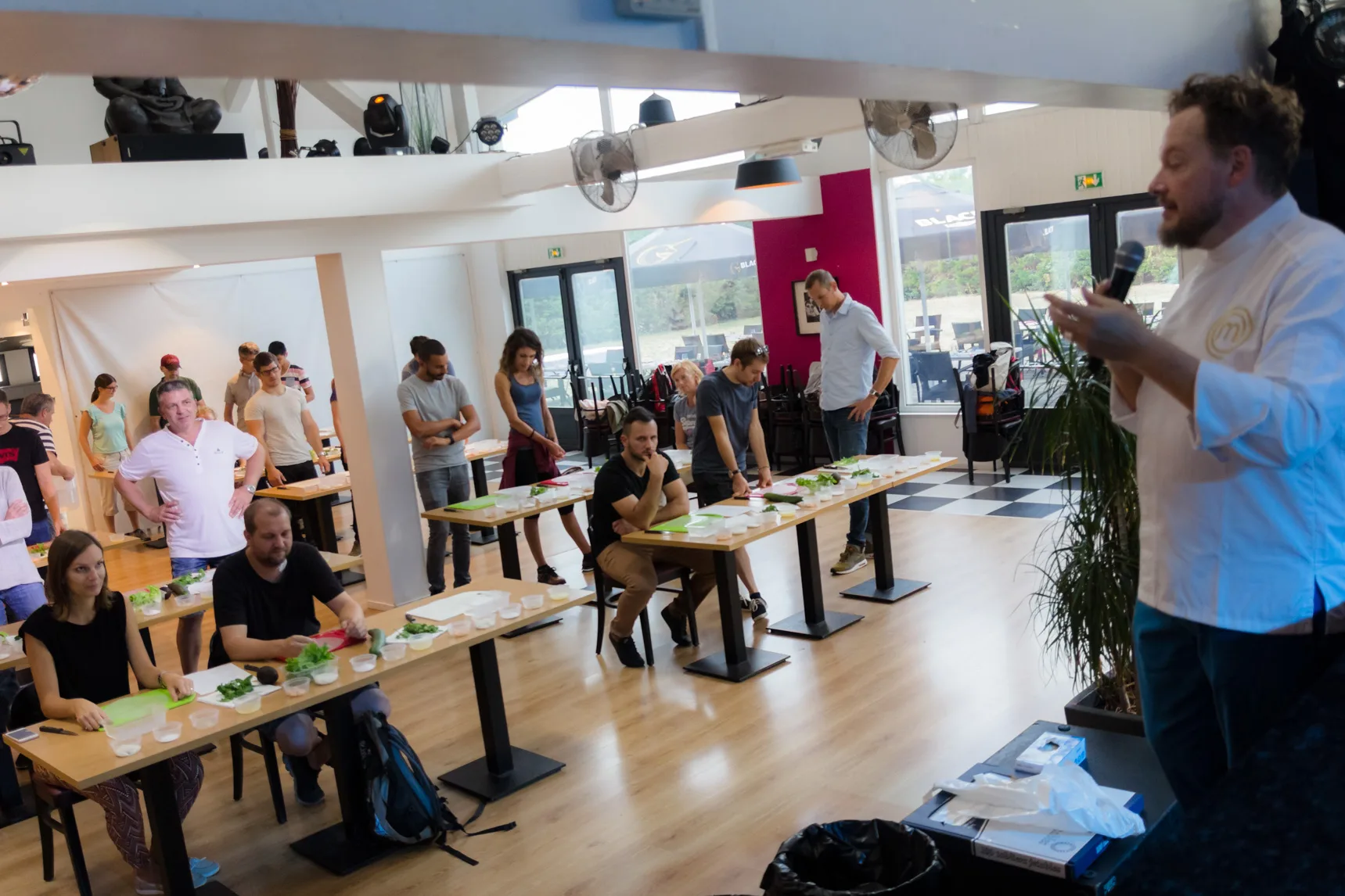Cuisine moléculaire entreprise Québec équipe souper gastronomique Grande Allée lumières nocturnes · INNOV'events