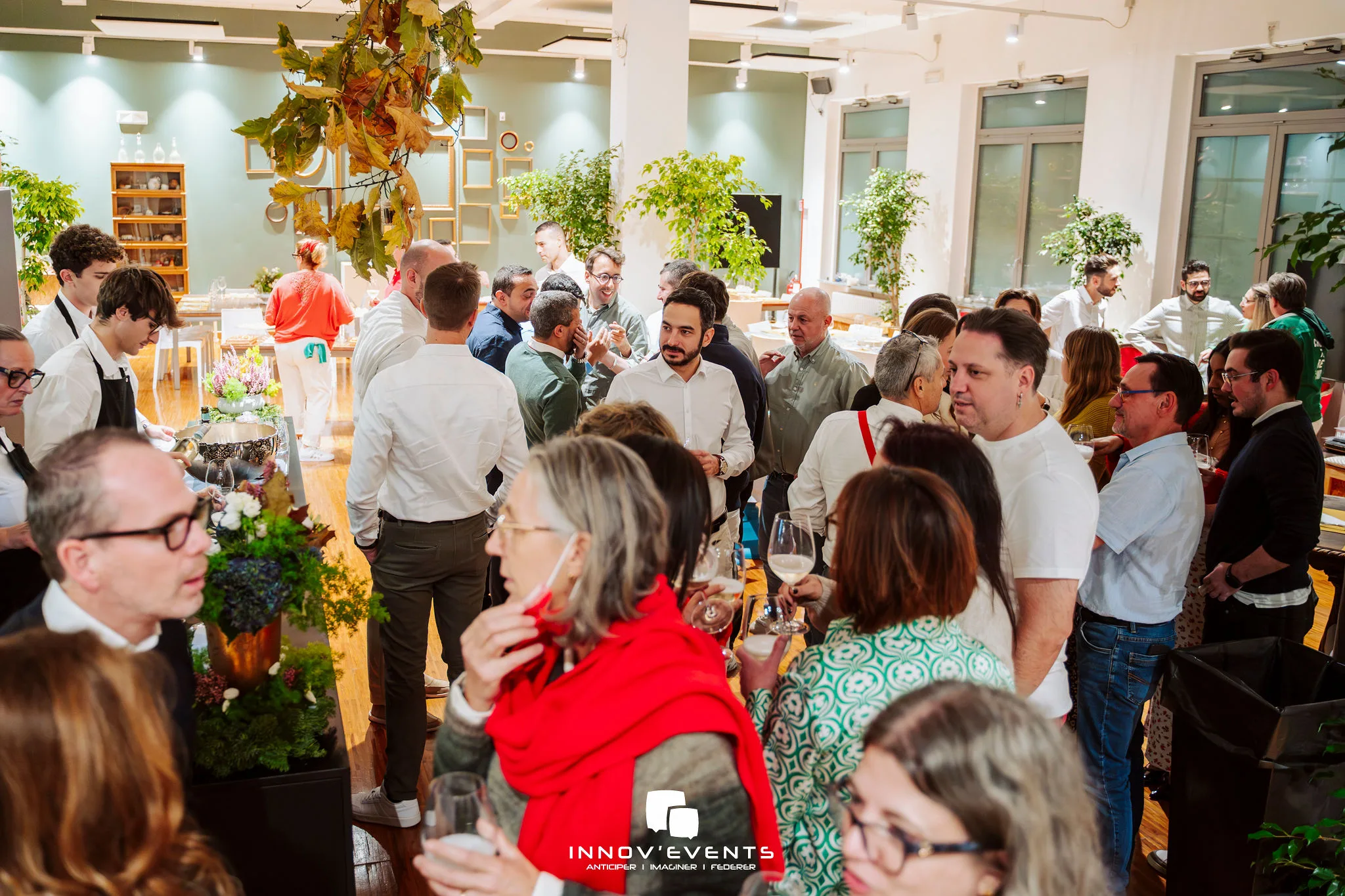 After-work launch networking cocktail Laval corporate keynote · INNOV'events