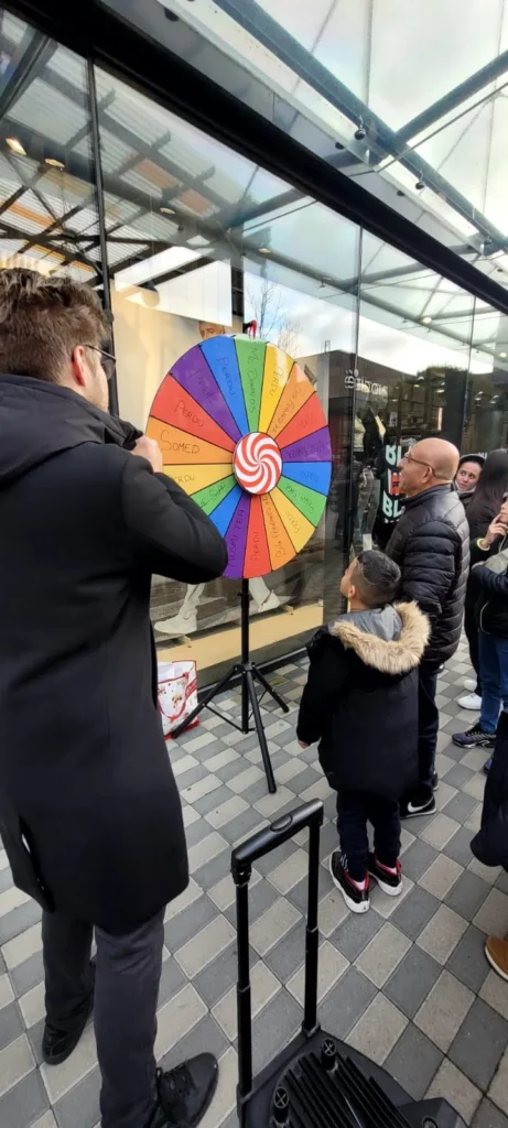 Plan a corporate promotional contest for your organization in Laval.