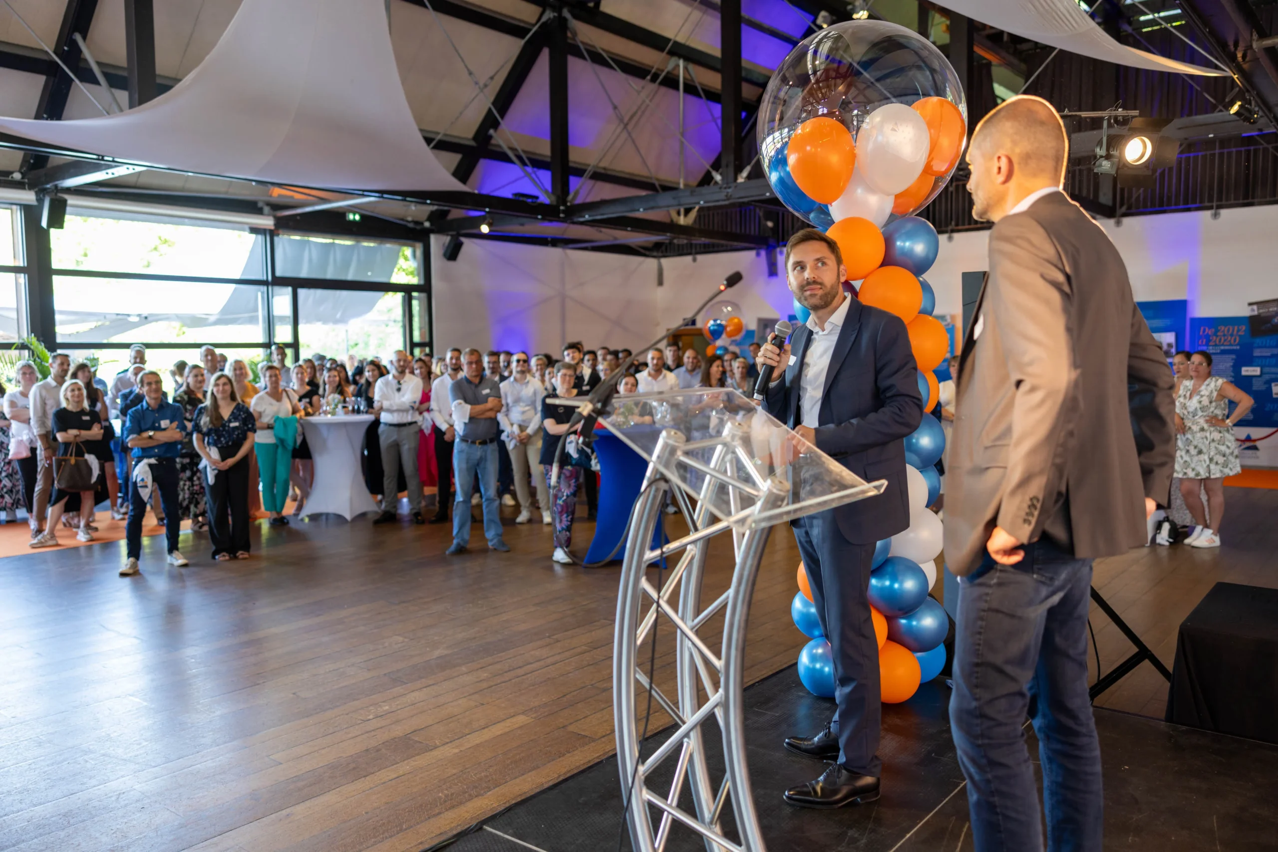 Convention plénière grand groupe entreprise Trois-Rivières salle de congrès · INNOV'events