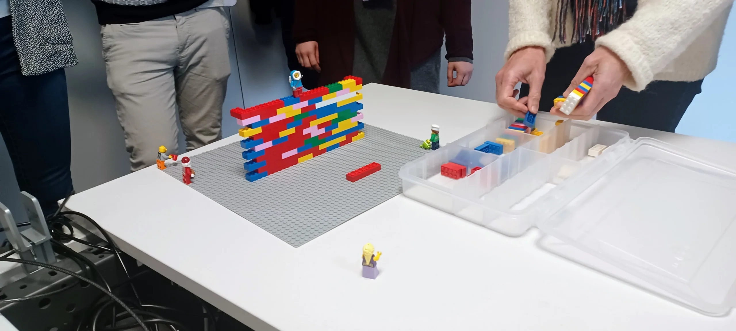 Corporate LEGO activity Laval exterior view Parc de la Rivière-des-Mille-Îles · INNOV'events