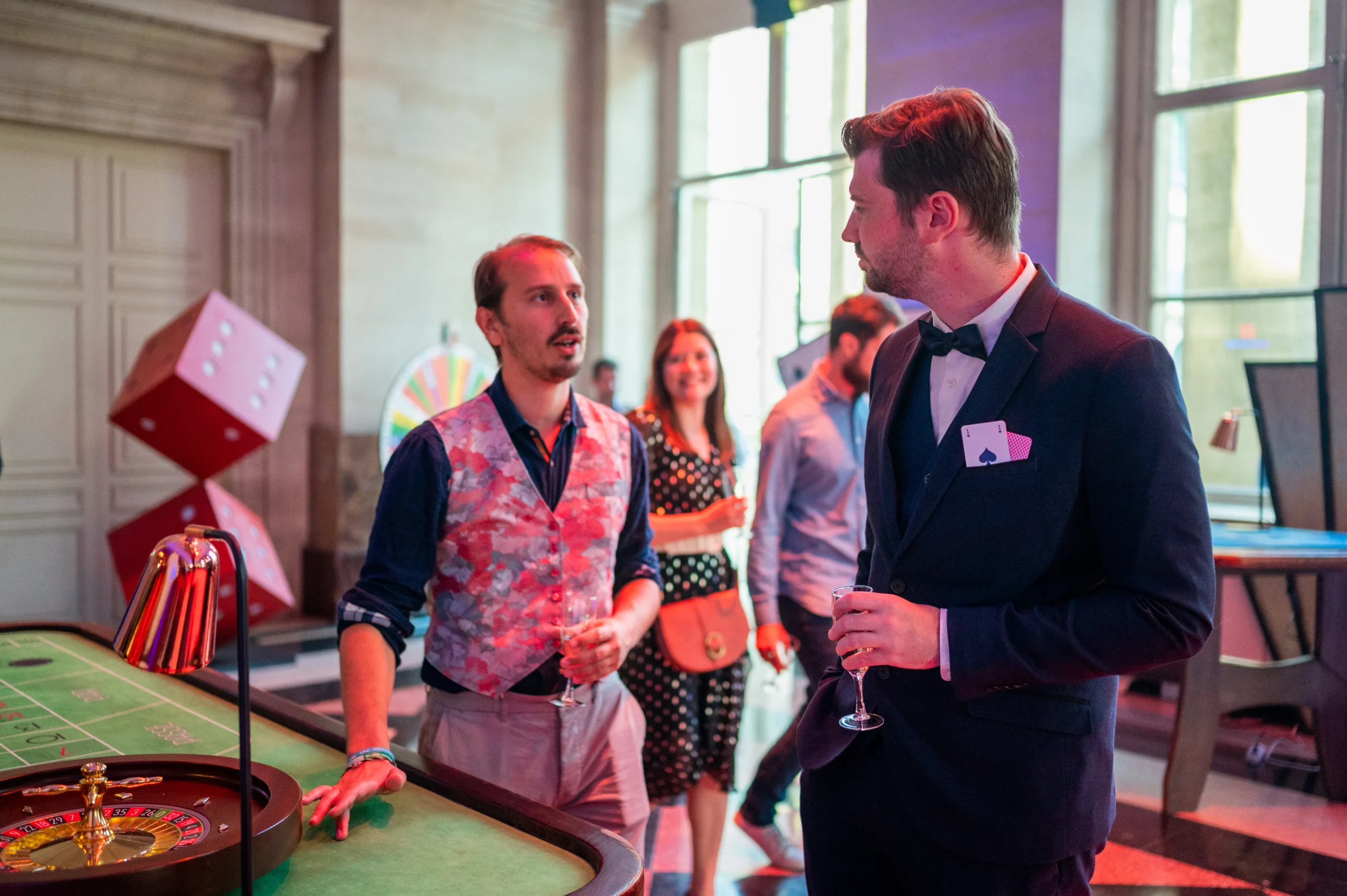 Casino du vin Trois-Rivières blind test vin par équipes autour d'une table · INNOV'events