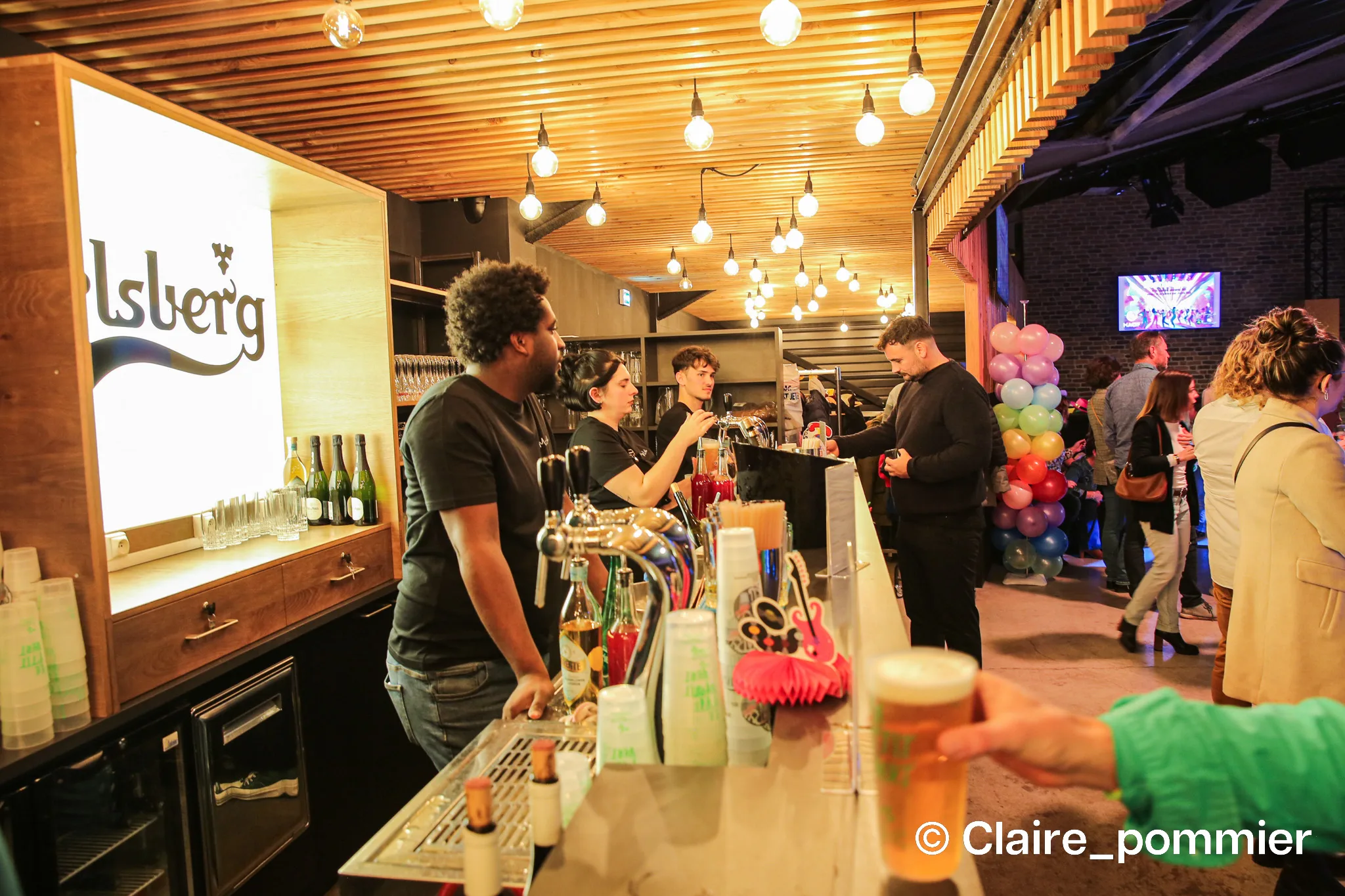LED installation Montreal Quartier des spectacles corporate event · INNOV'events