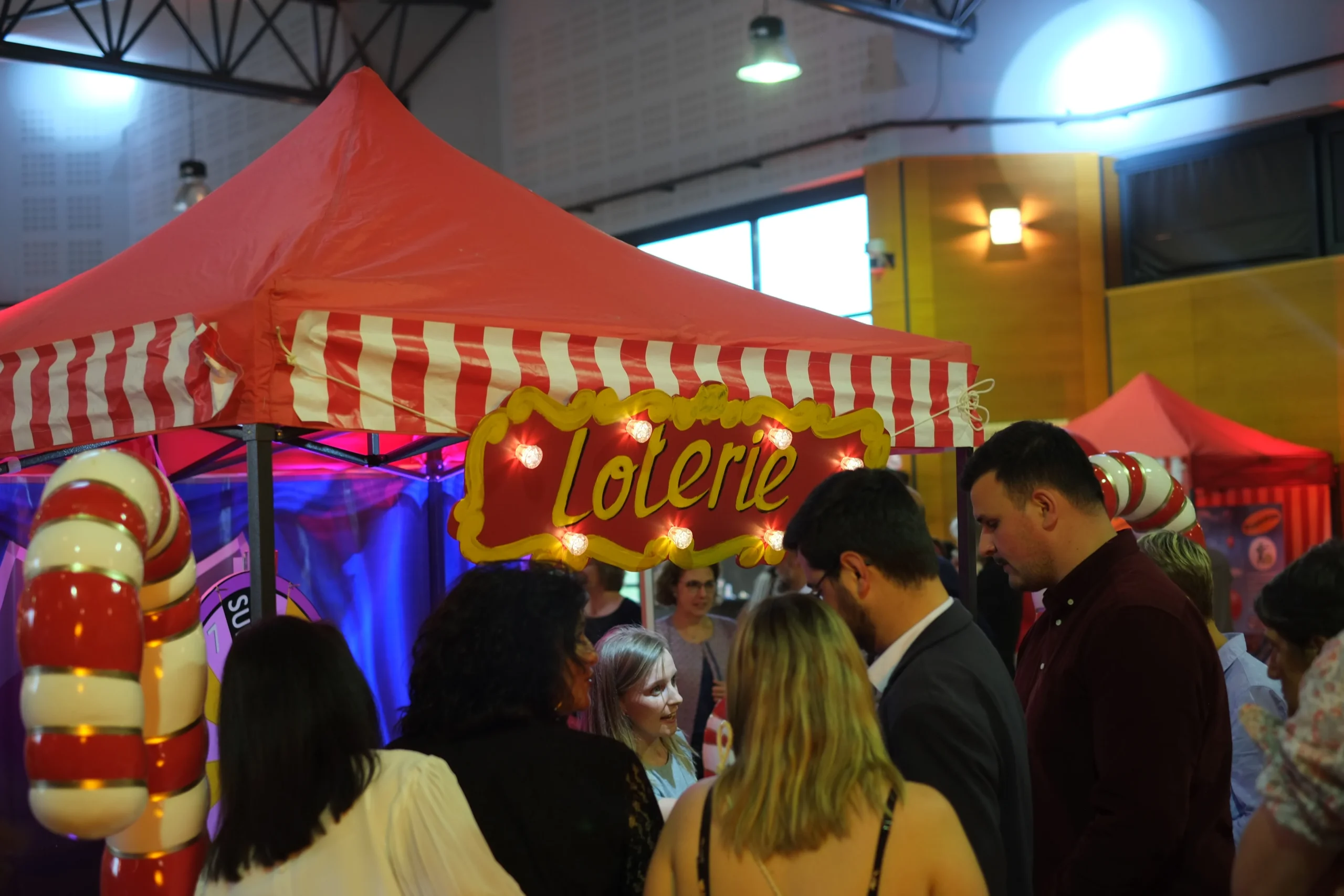 Fête foraine Laval zone jeux gonflables et animations plein air · INNOV'events