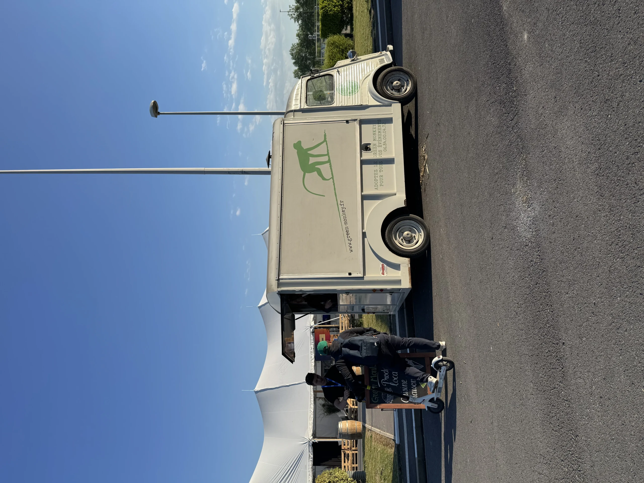 Immersive gastronomic experience food truck rental Montreal corporate evening · INNOV'events