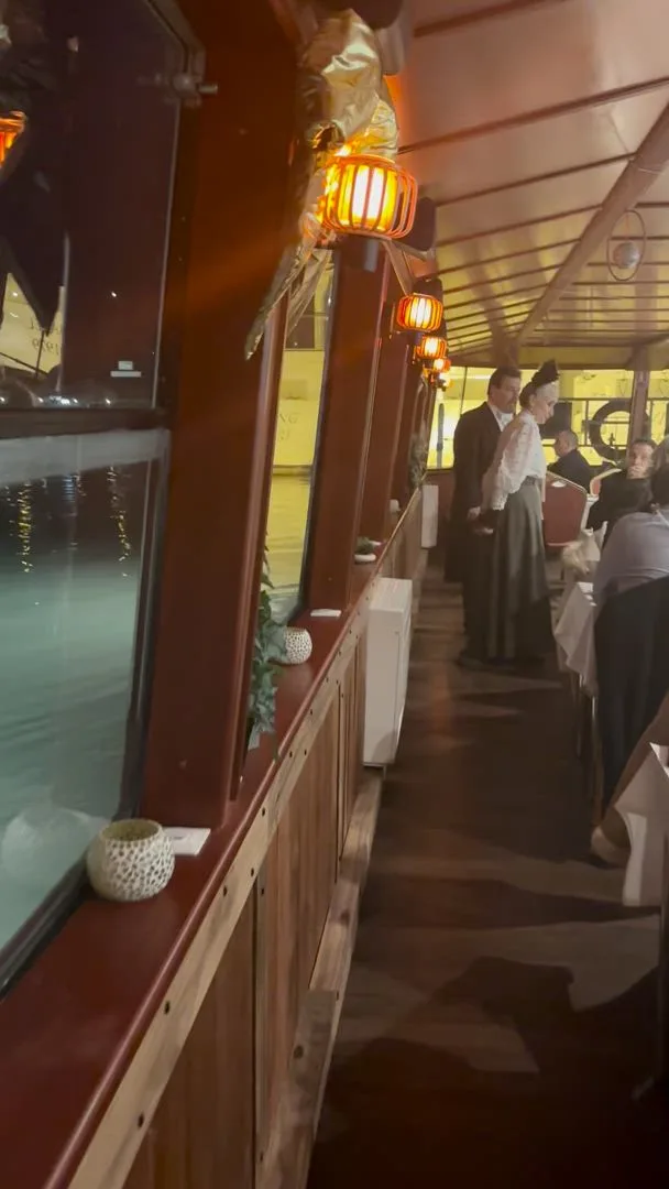 Corporate team dinner Trois-Rivieres gala evening Parc portuaire · INNOV'events