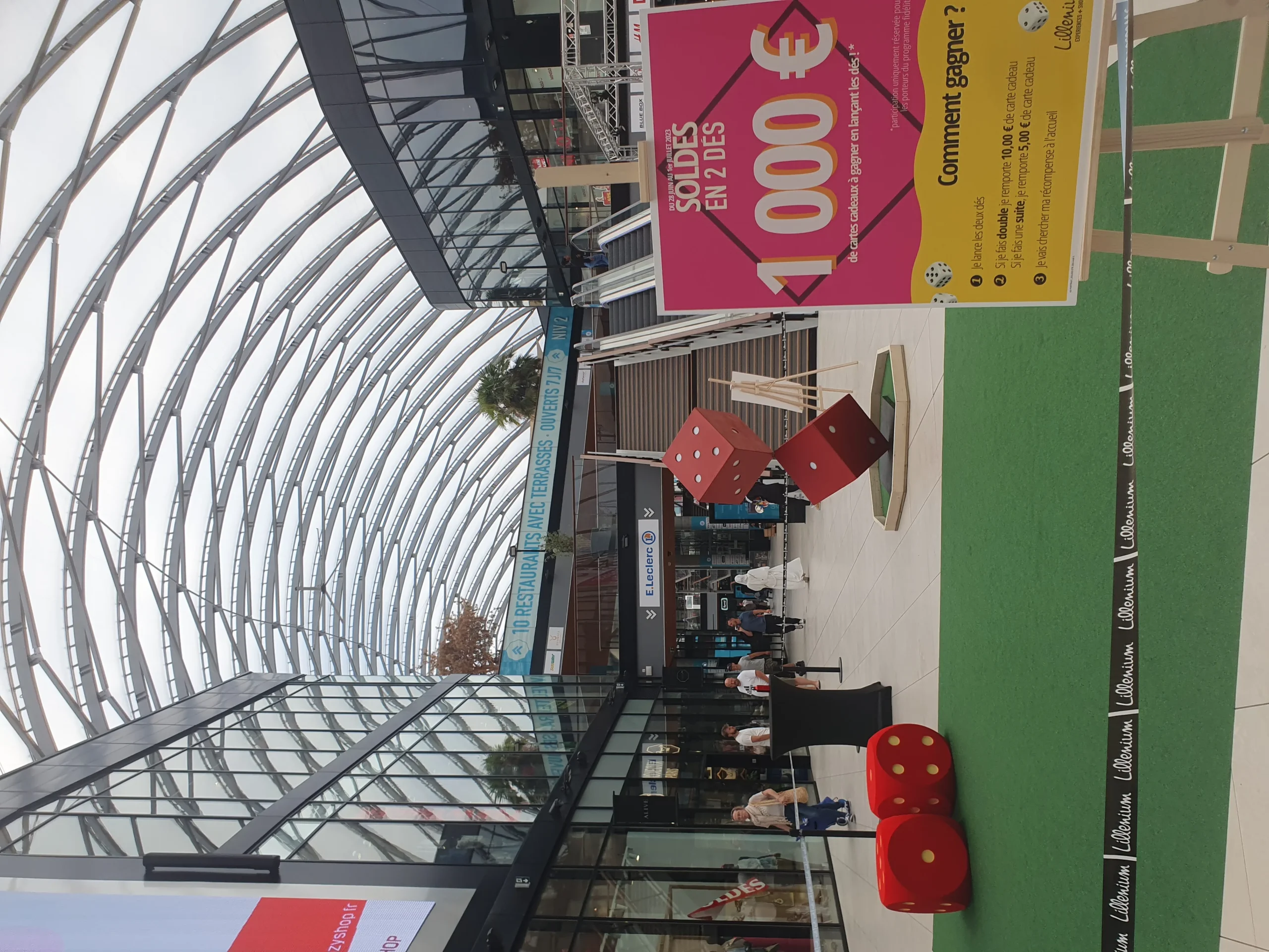 Shopping centre activation corporate Quebec evening awards ceremony team · INNOV'events