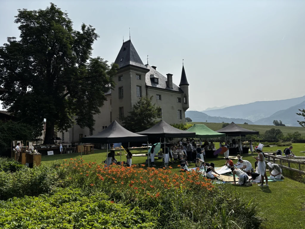 Plan a corporate summer party for your company in Quebec.