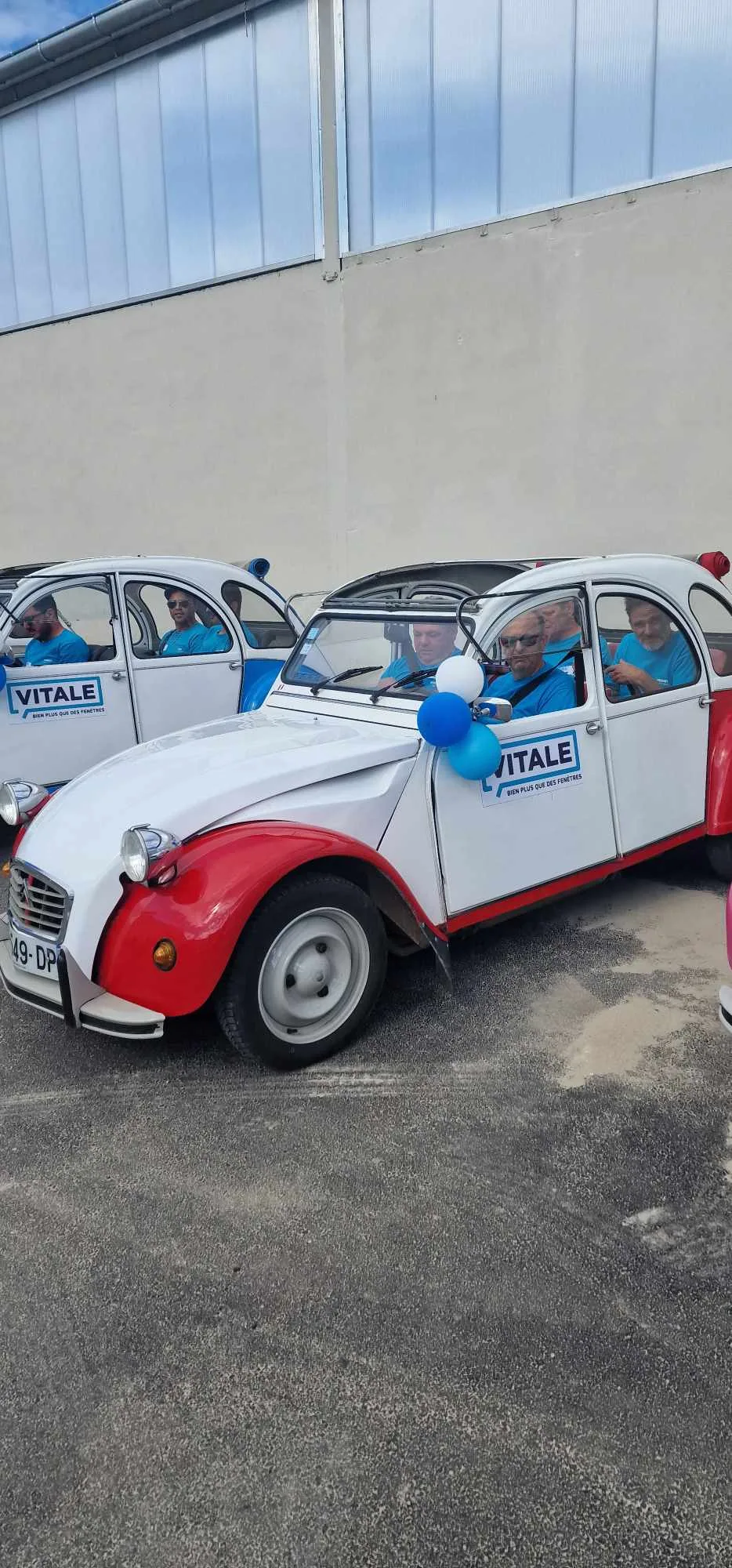 transport navette Laval groupe employés embarquement boulevard Saint-Martin · INNOV'events