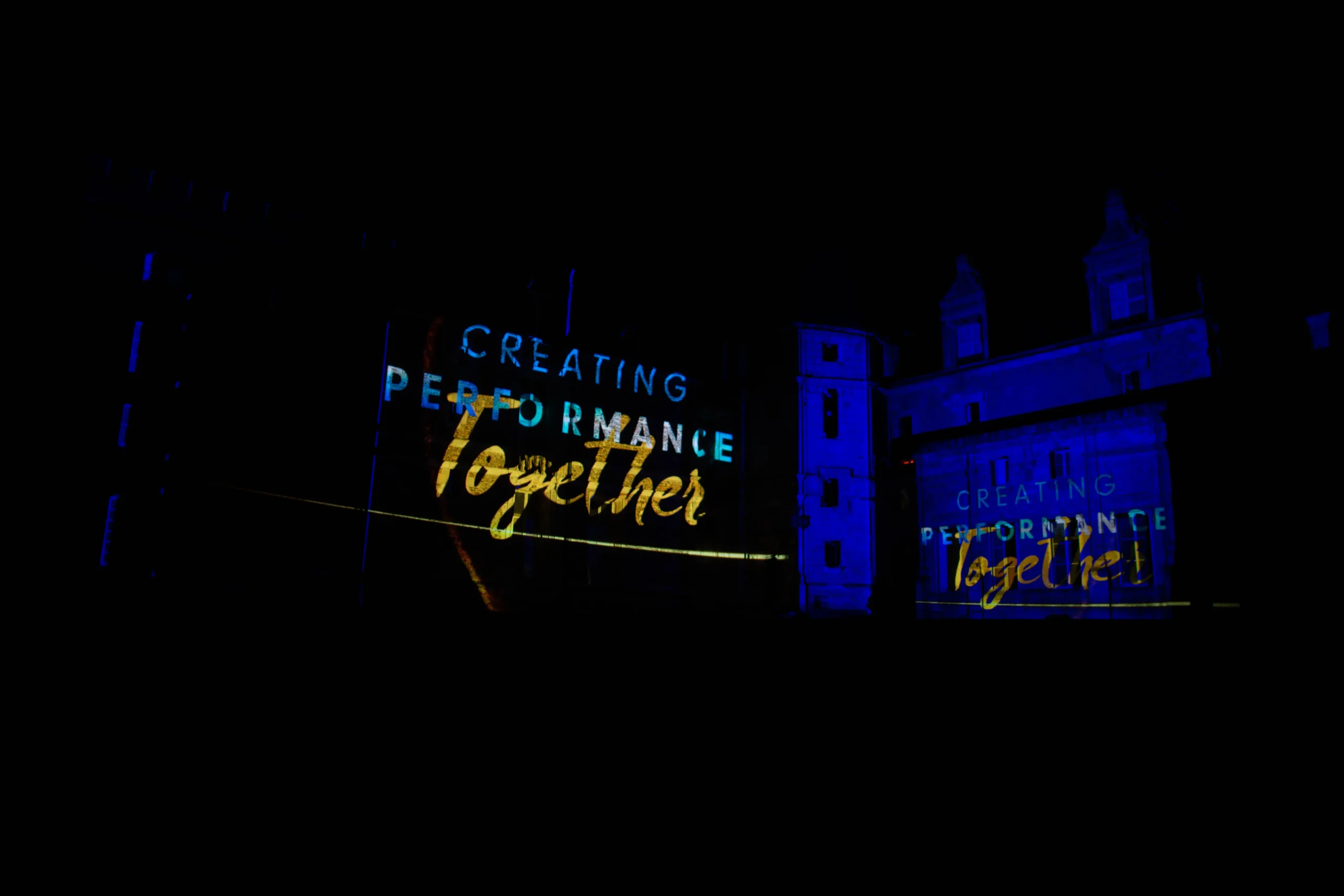 Animation magicien spectacle corporatif Trois-Rivières salon patrimonial · INNOV'events