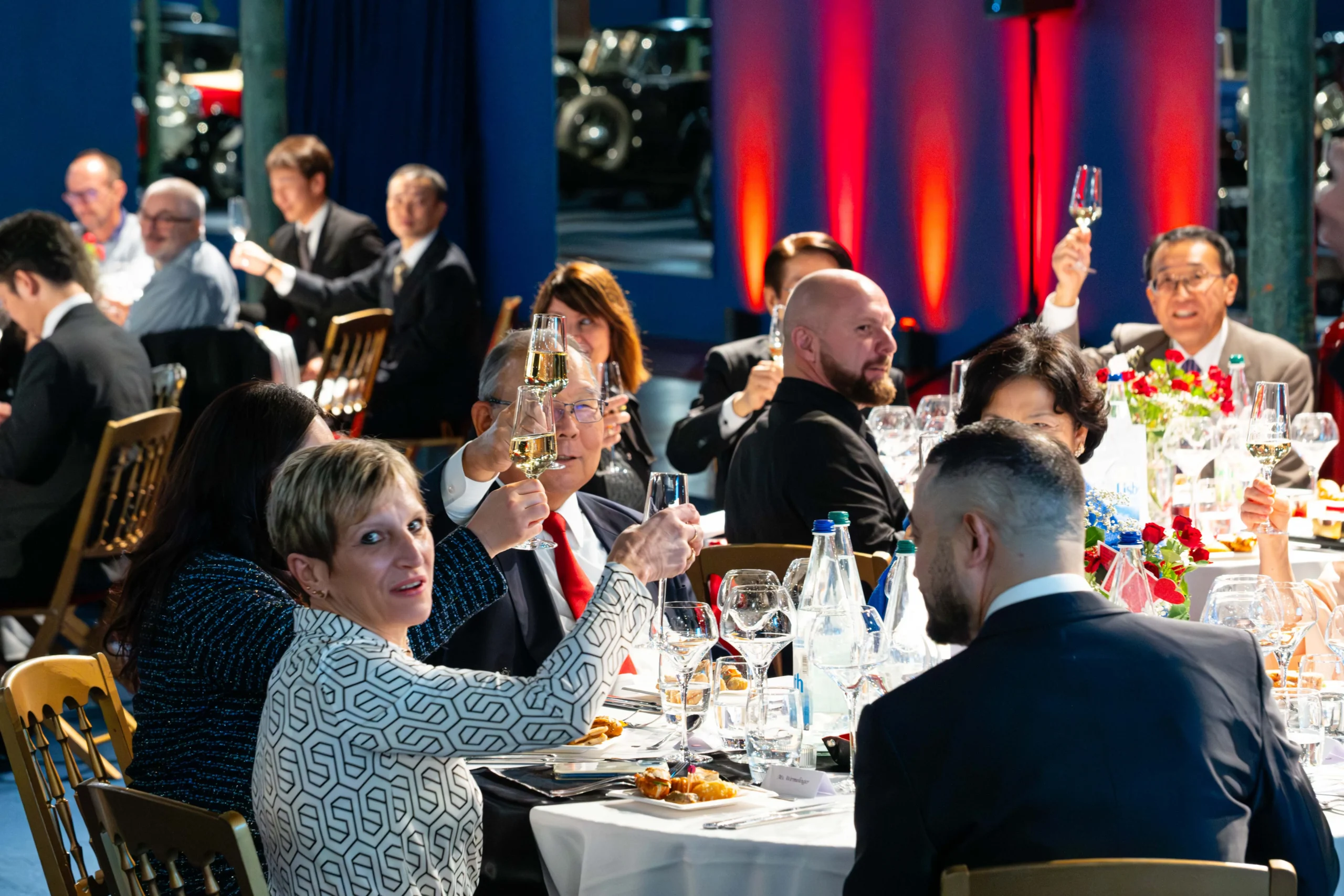 New Year's ceremony Laval employees at a winter cocktail dinner · INNOV'events