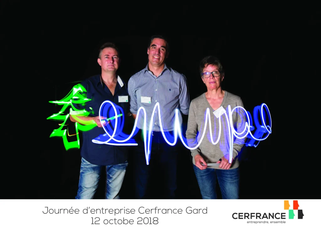 Plan a corporate light painting event in Trois-Rivieres.