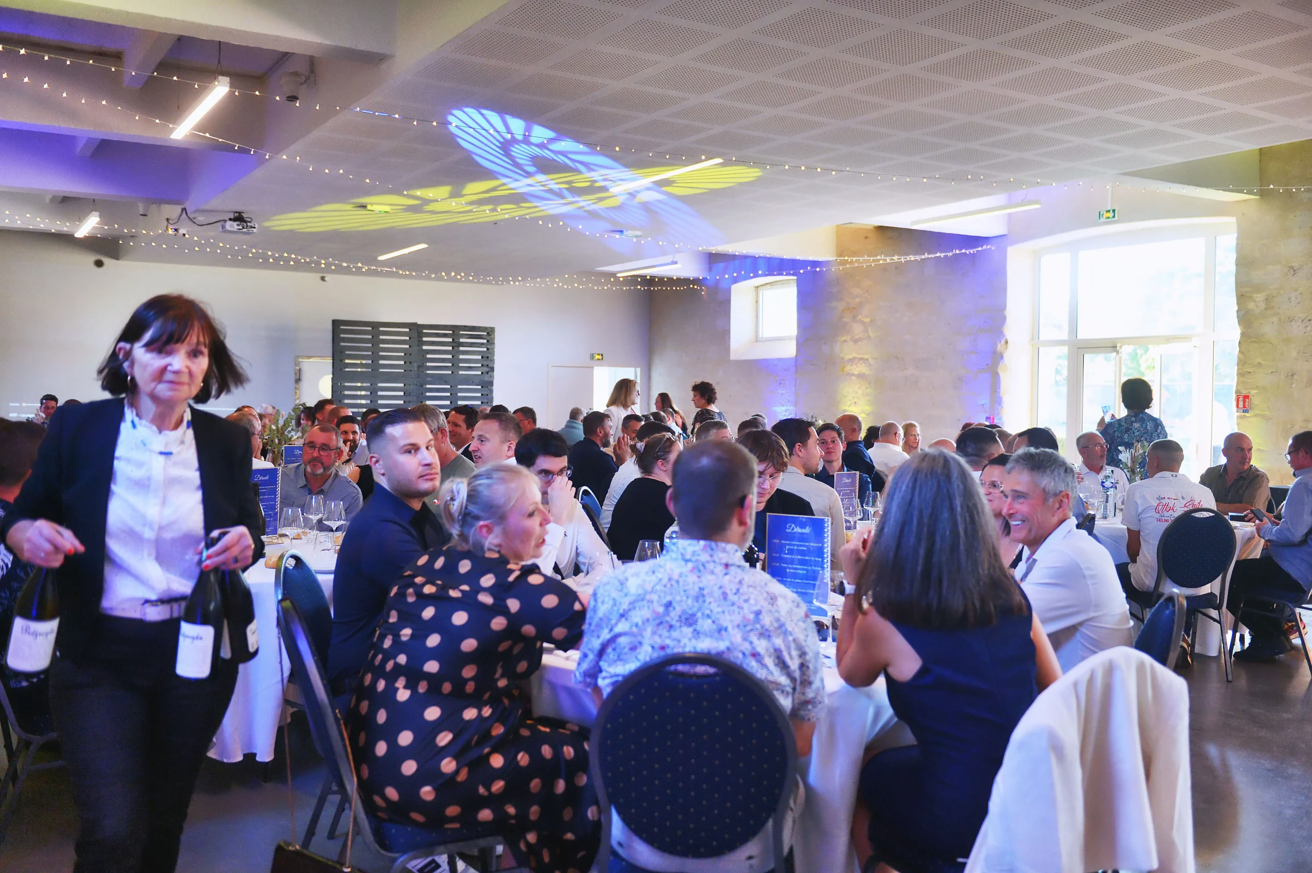 Corporate tasting activity catering event Laval wine and cheese station · INNOV'events
