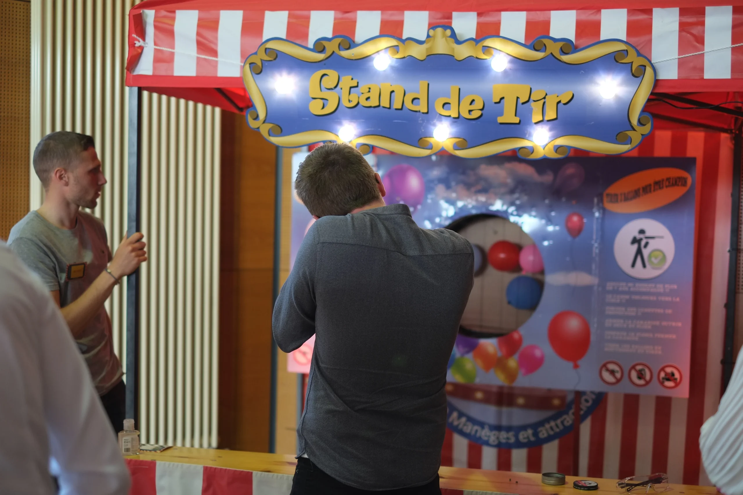Fête foraine extérieure grande jauge Laval manèges et participants · INNOV'events