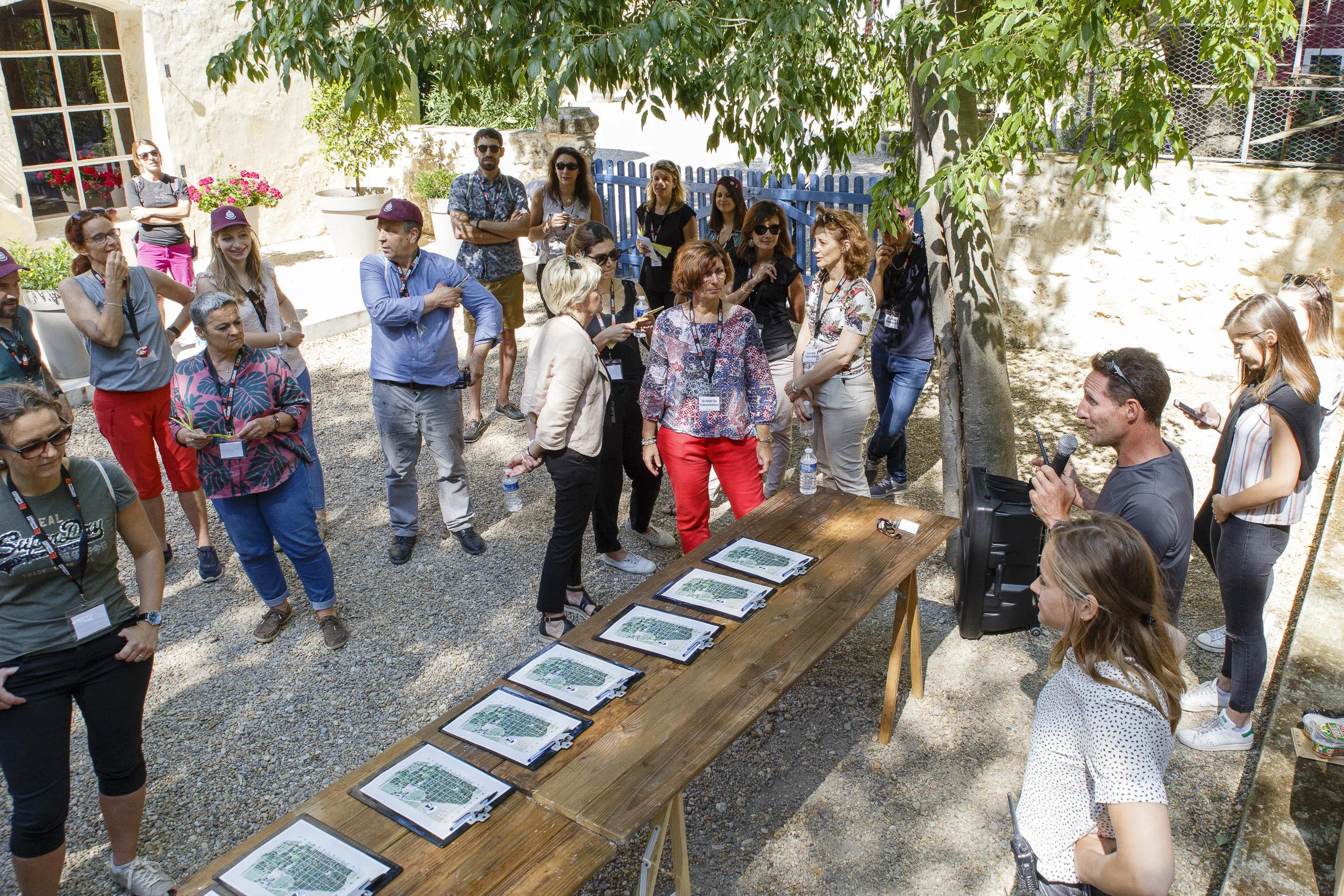 Atelier de négociation Montréal, facilitateur face à une équipe de gestionnaires en tension · INNOV'events