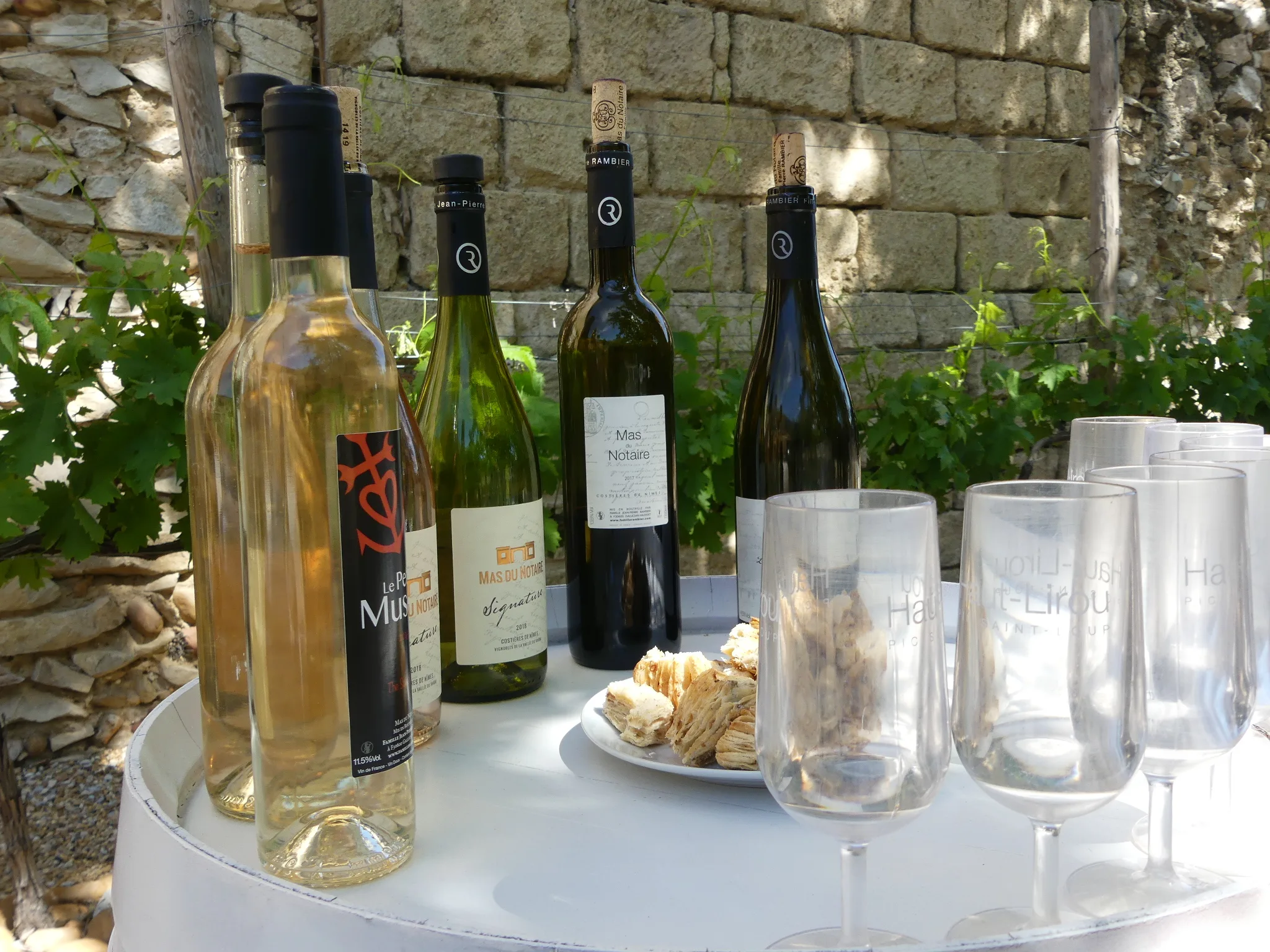 Corporate wine dinner on the Château Frontenac terrace in Quebec · INNOV'events